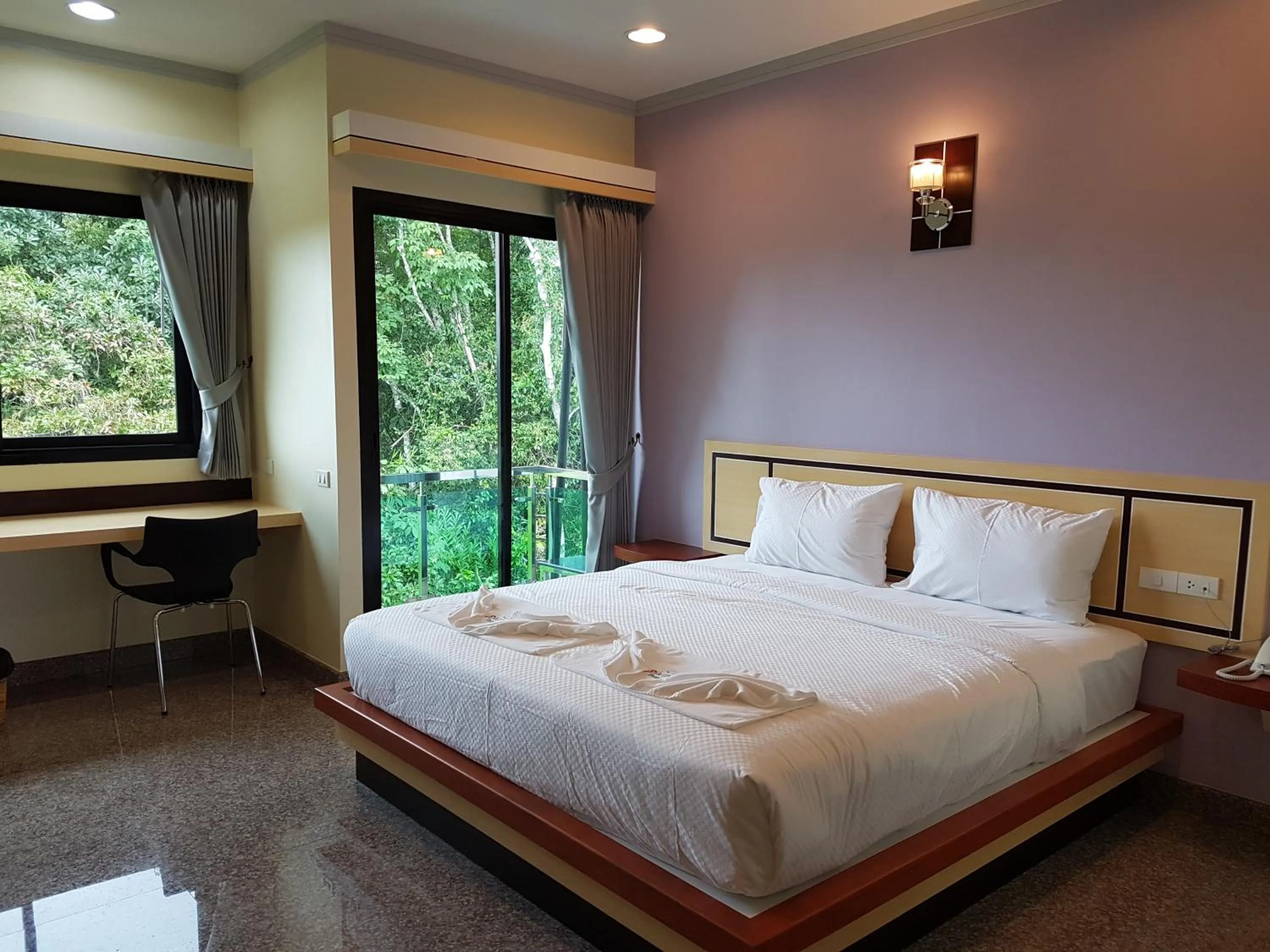 Bed in Smile Resort Thungsong