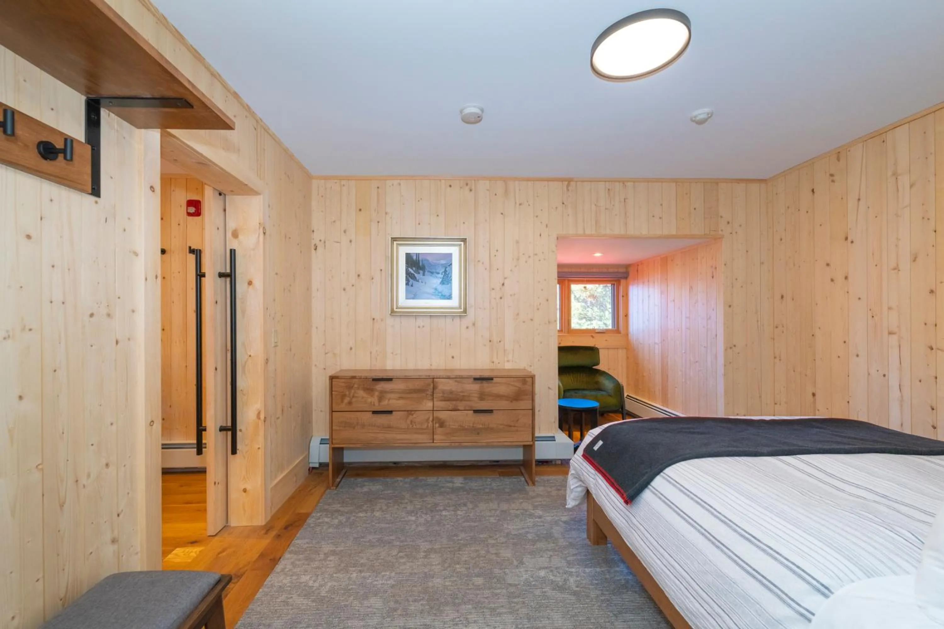 Bedroom, Bed in The Lodge at Bow Lake