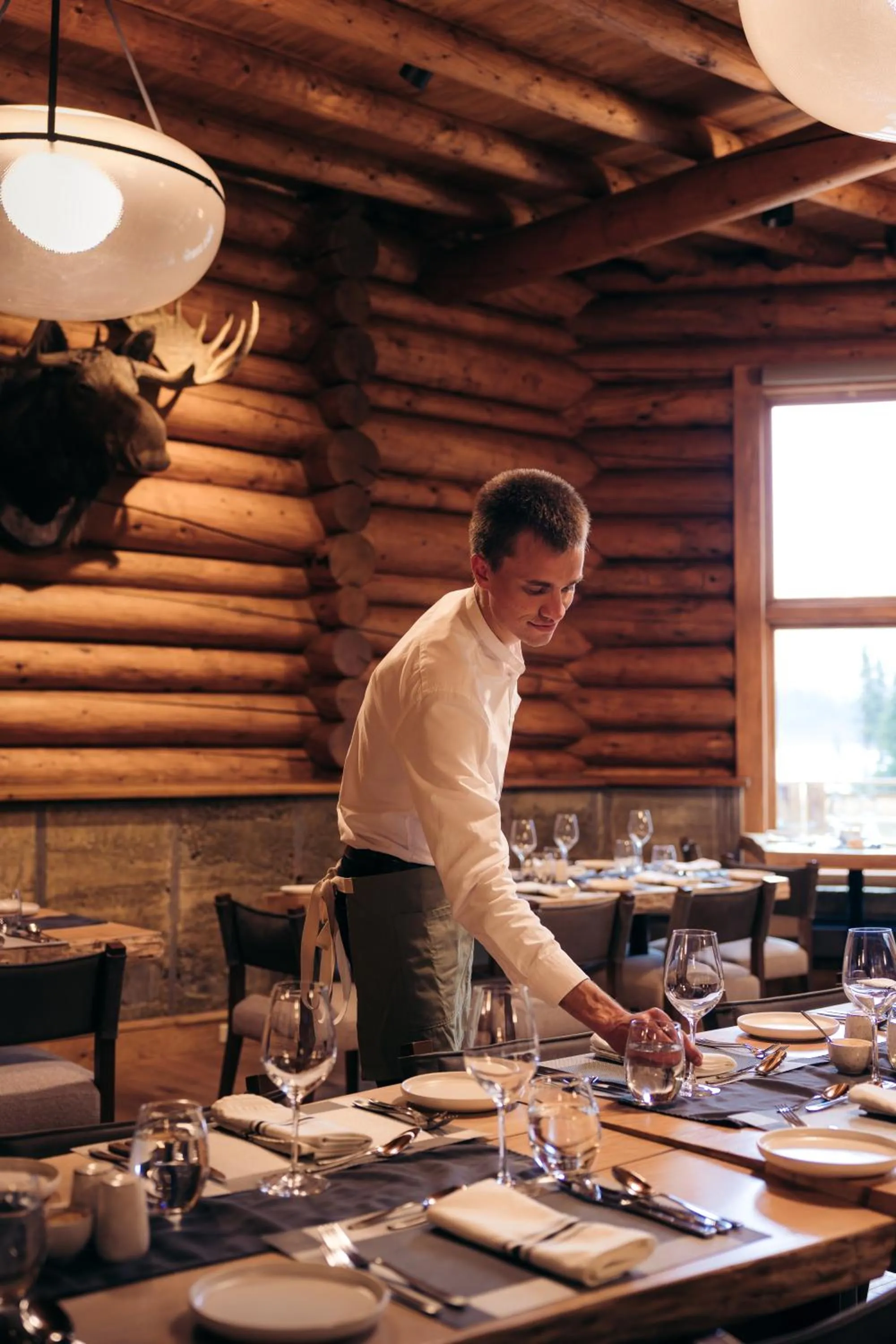 Restaurant/places to eat in The Lodge at Bow Lake