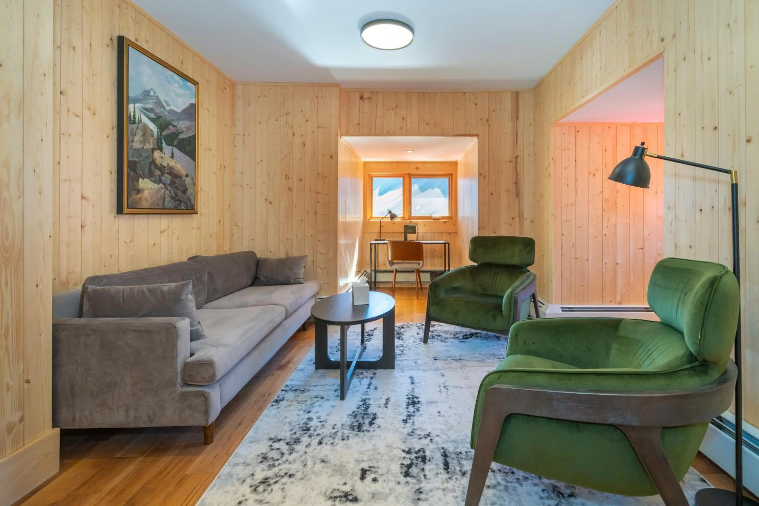 Living room in The Lodge at Bow Lake