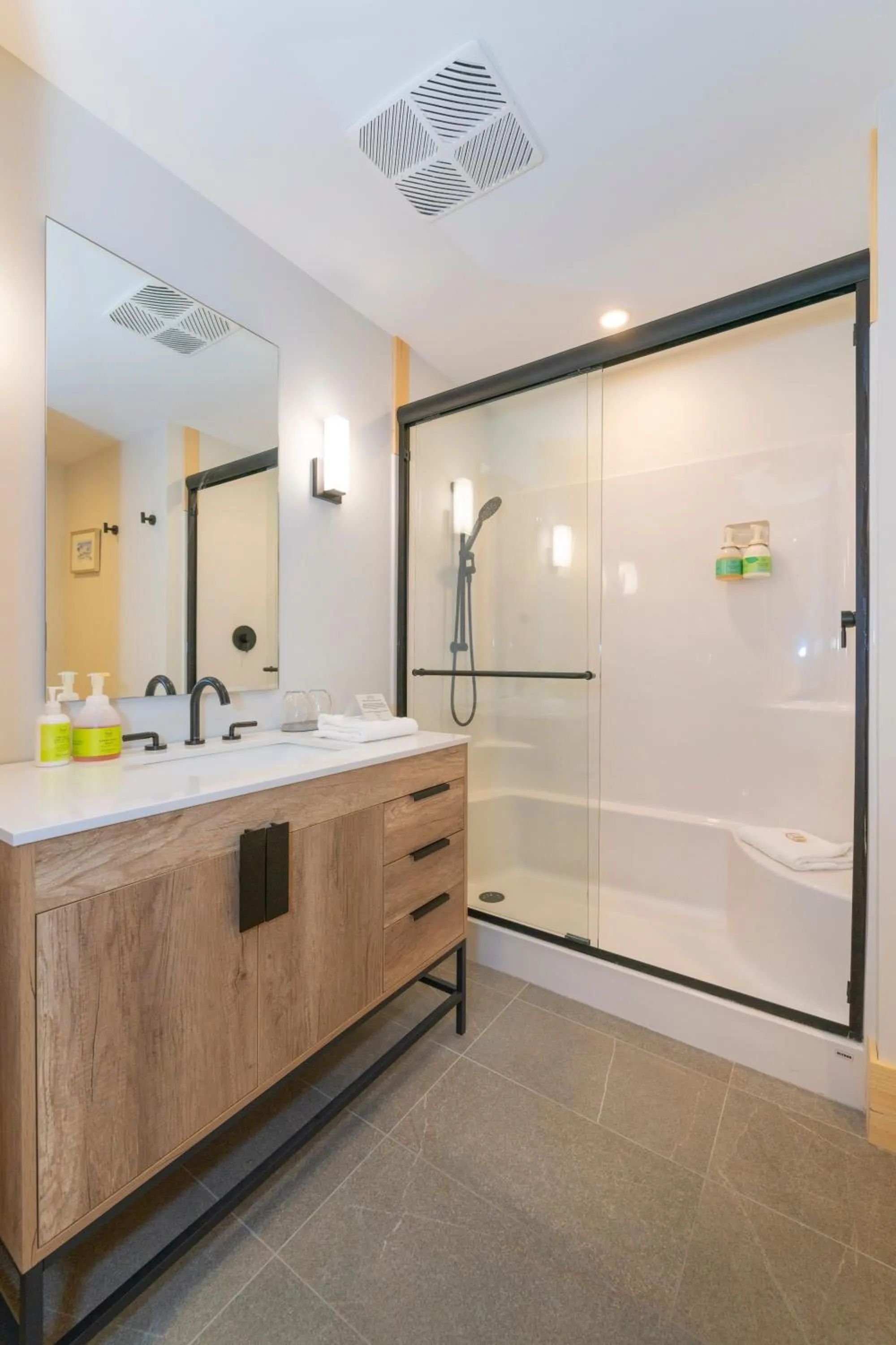Bathroom in The Lodge at Bow Lake