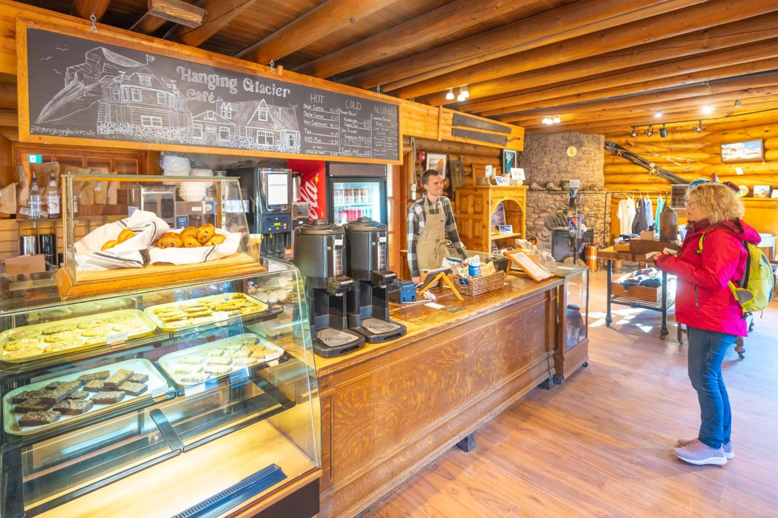 Restaurant/places to eat in The Lodge at Bow Lake