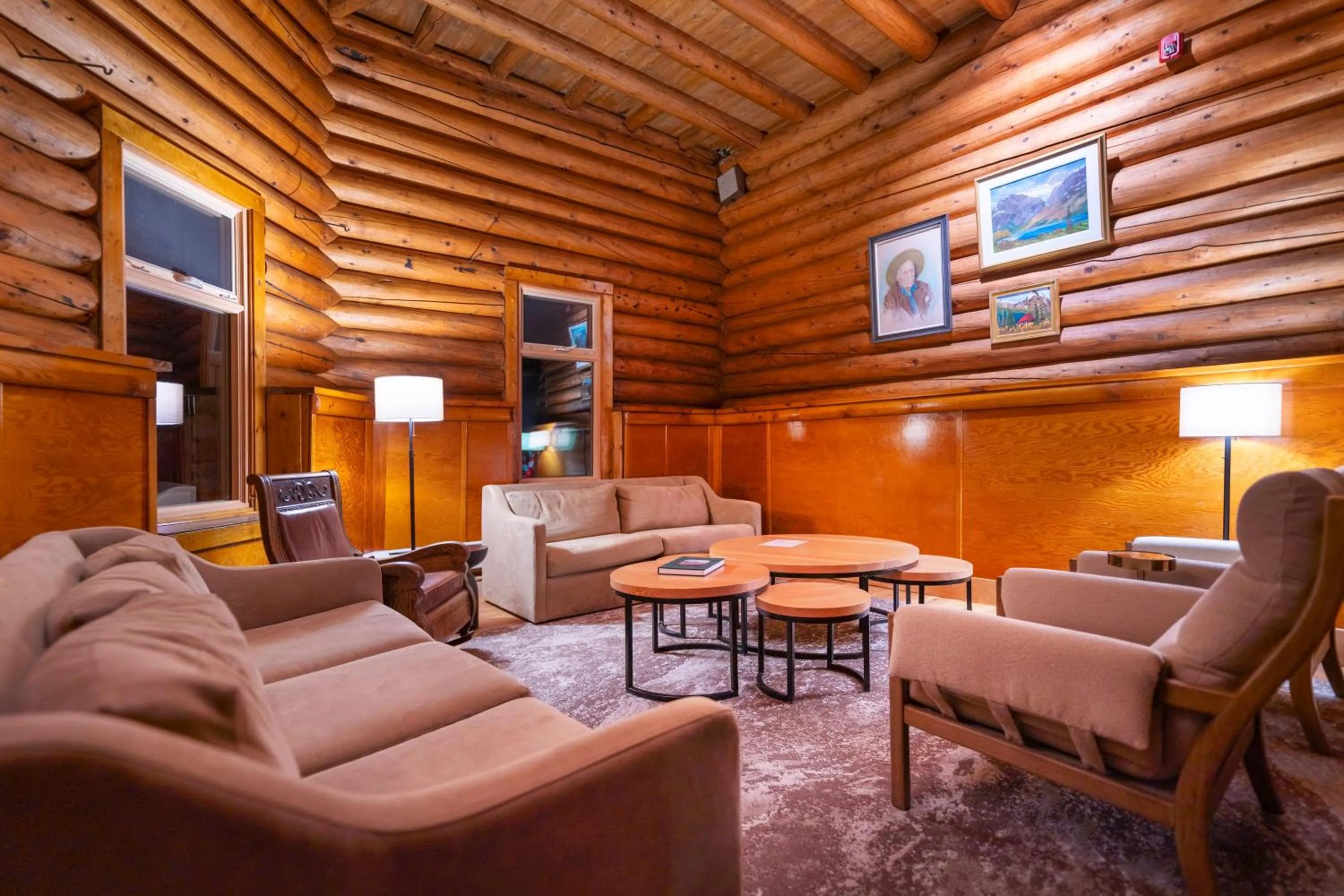 Library in The Lodge at Bow Lake