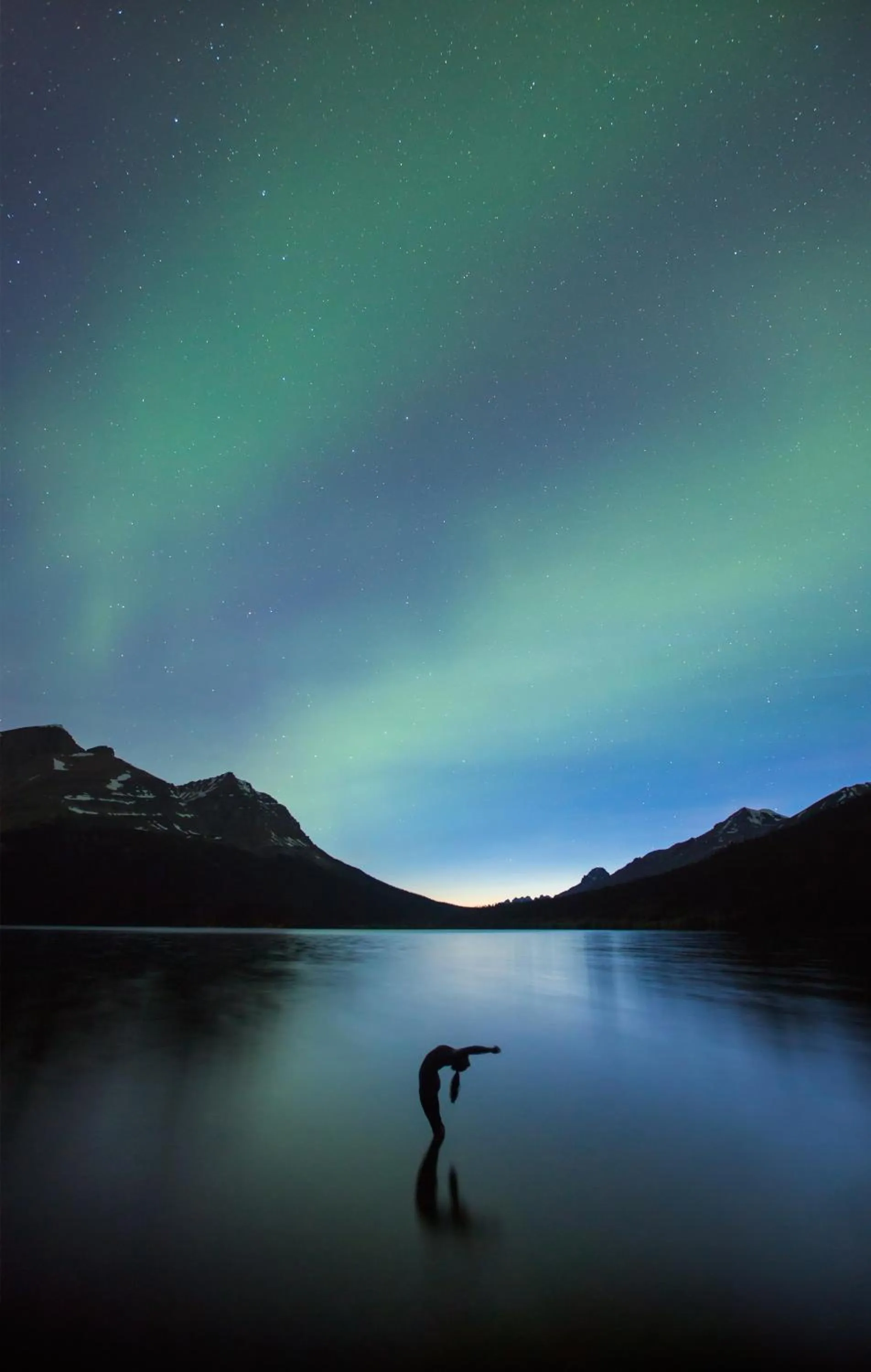 Night in The Lodge at Bow Lake