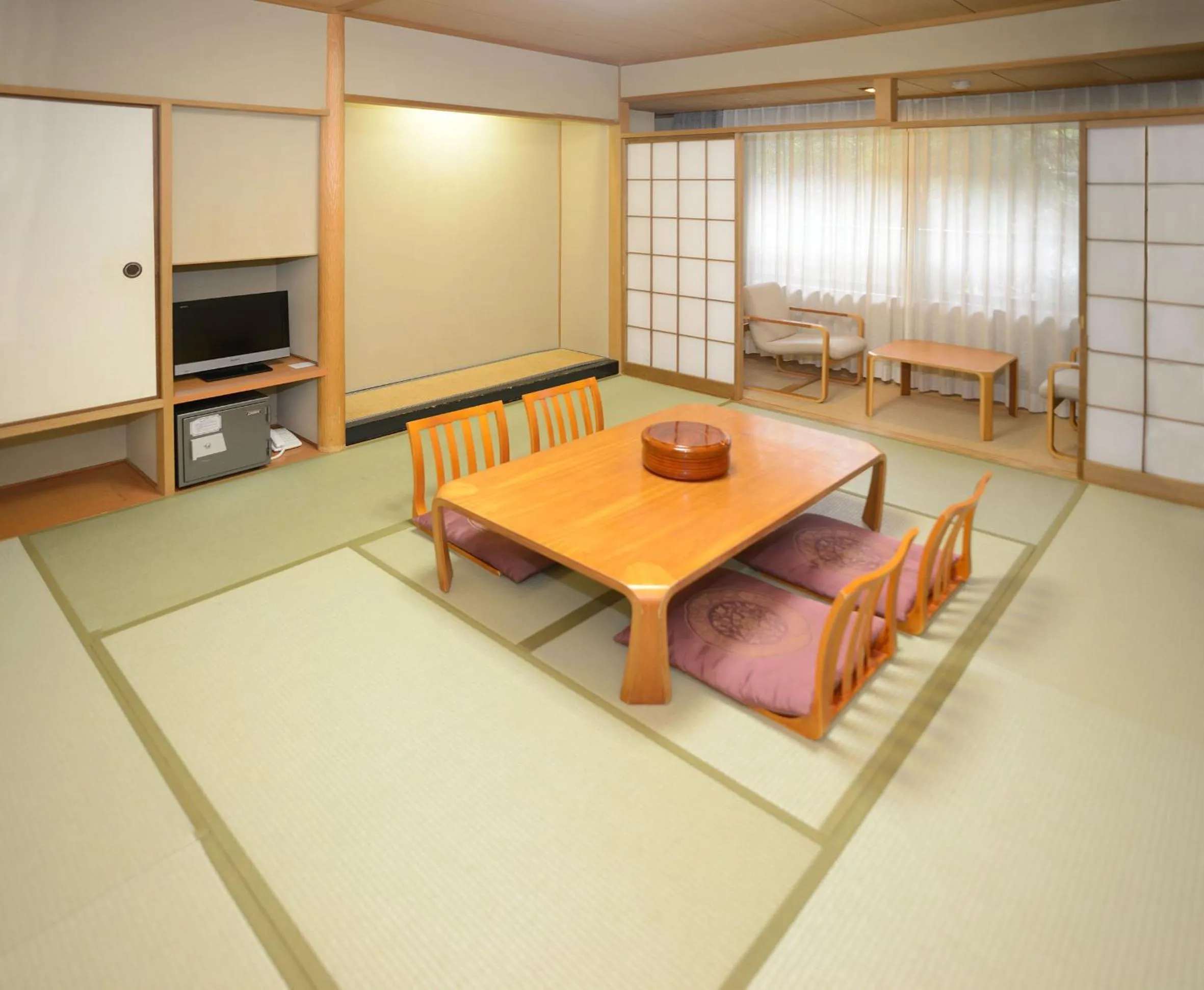 Living room in Miyajima Morinoyado