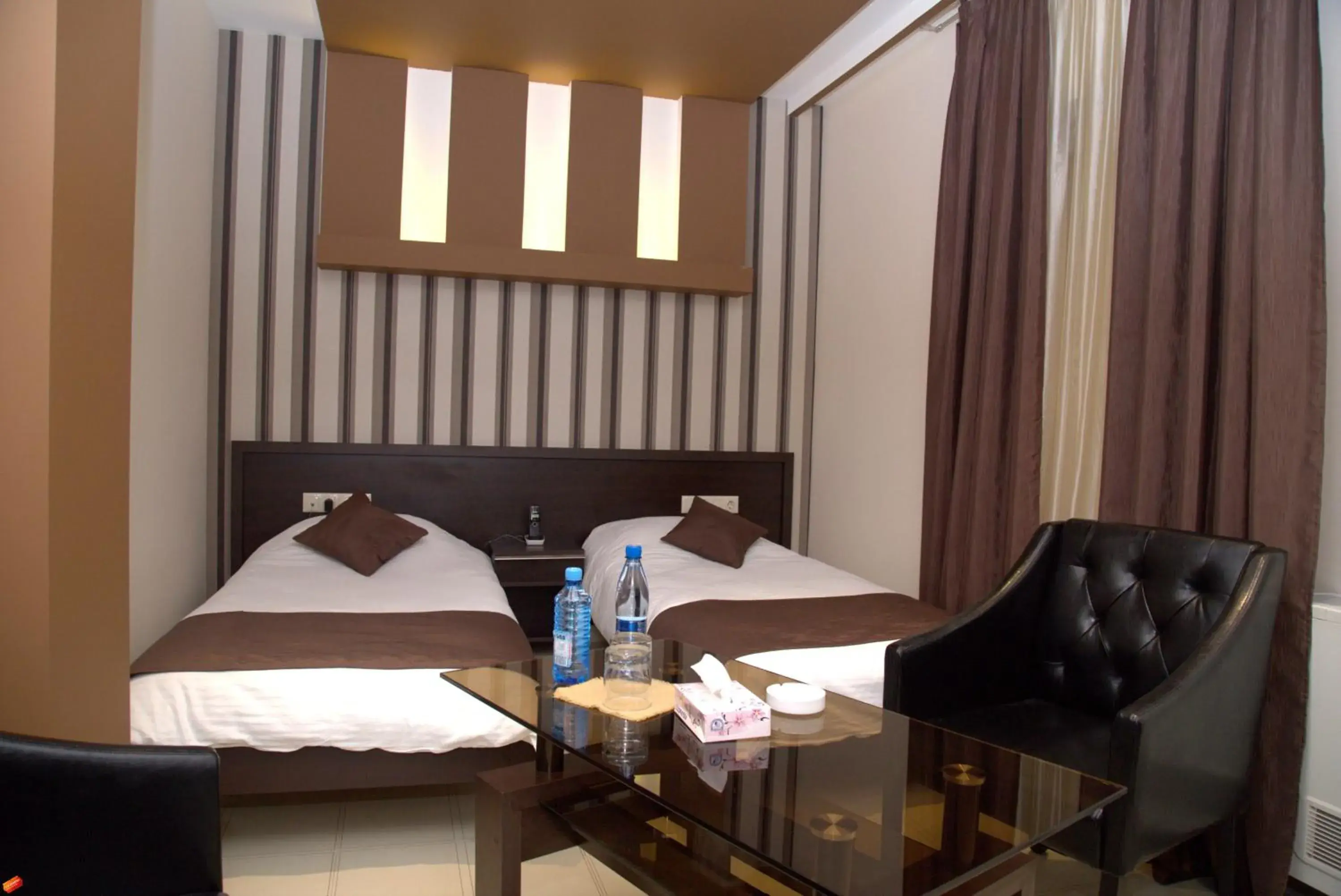 Standard Twin Room in Palma Palace Hotel Standard Twin Room in Palma Palace Hotel