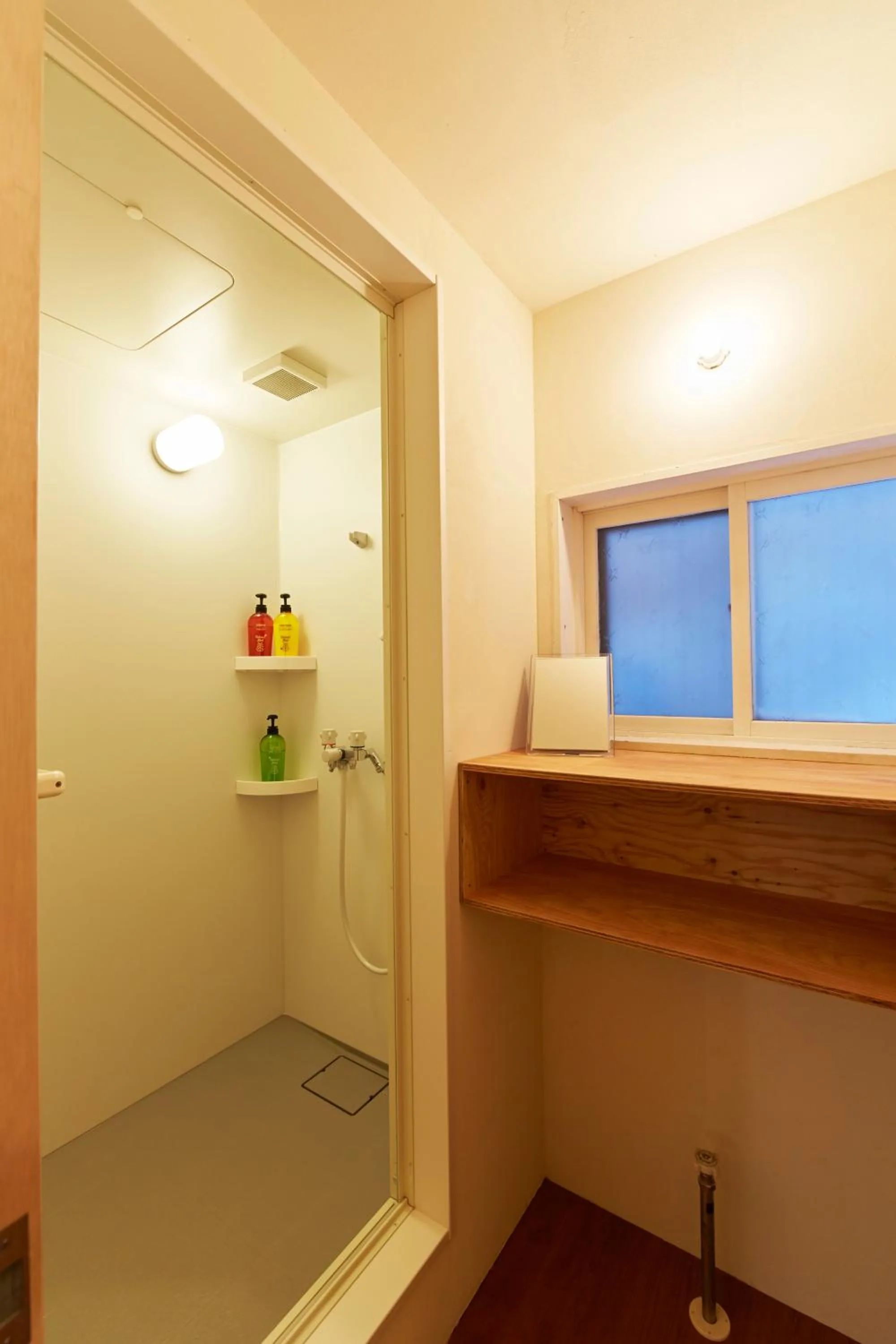 Shower in Untapped Hostel