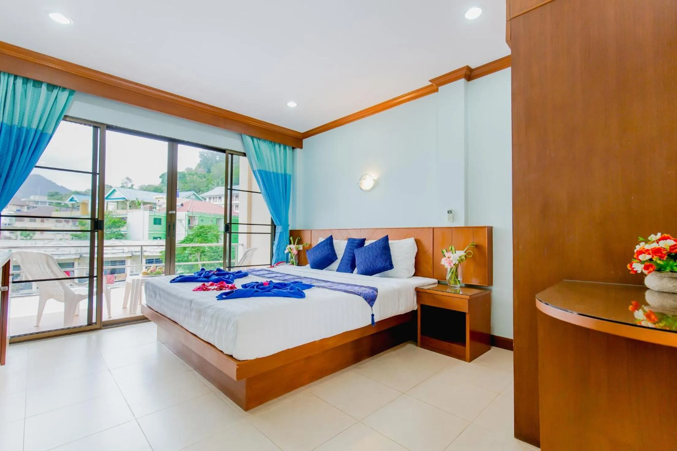 Balcony/Terrace, Bed in RK Guesthouse