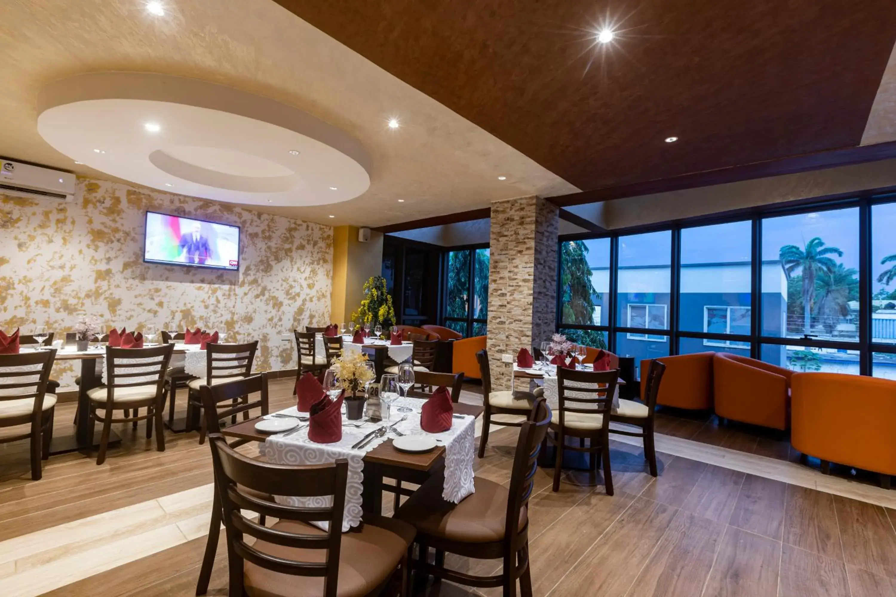 Restaurant/places to eat in Airport View Hotel Restaurant/places to eat in Airport View Hotel