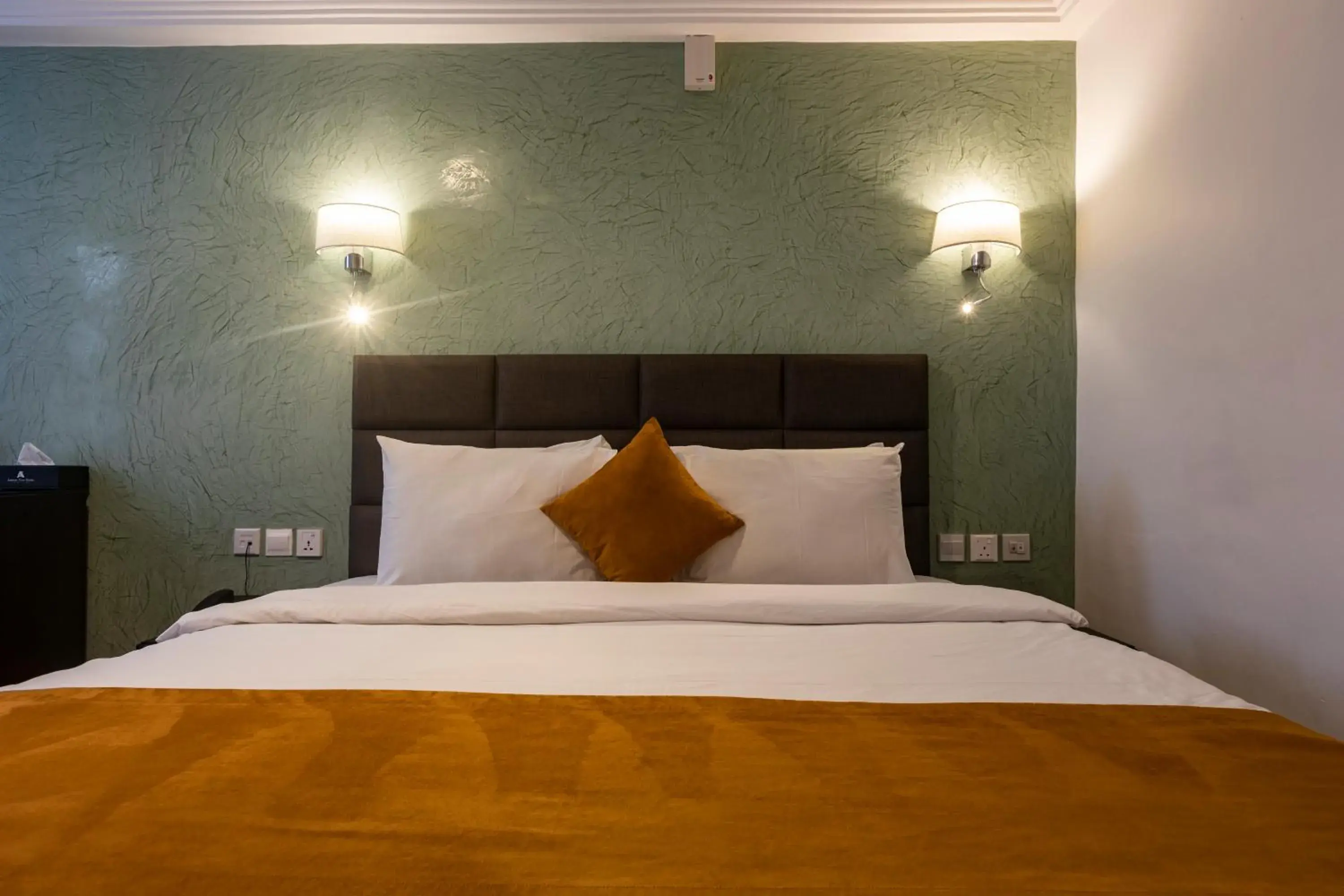 Bed in Airport View Hotel Bed in Airport View Hotel