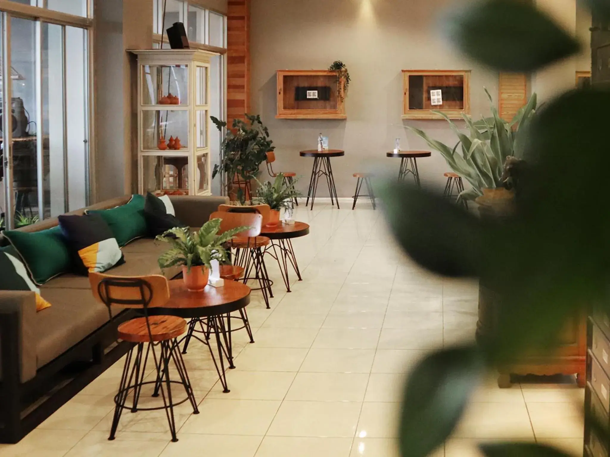 Lobby or reception in iRest Ao Nang Lobby or reception in iRest Ao Nang