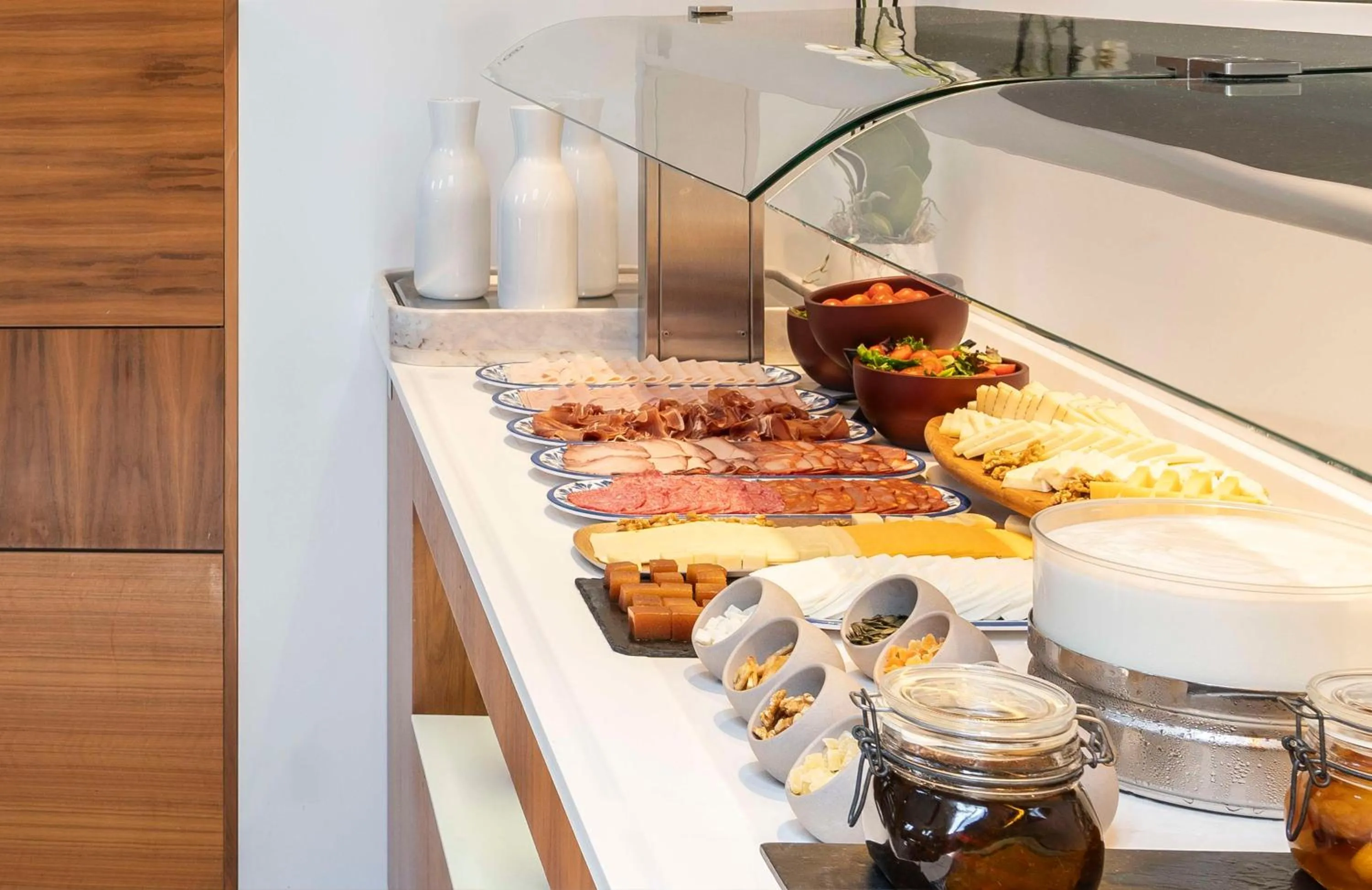 Breakfast in NH Collection Porto Batalha
