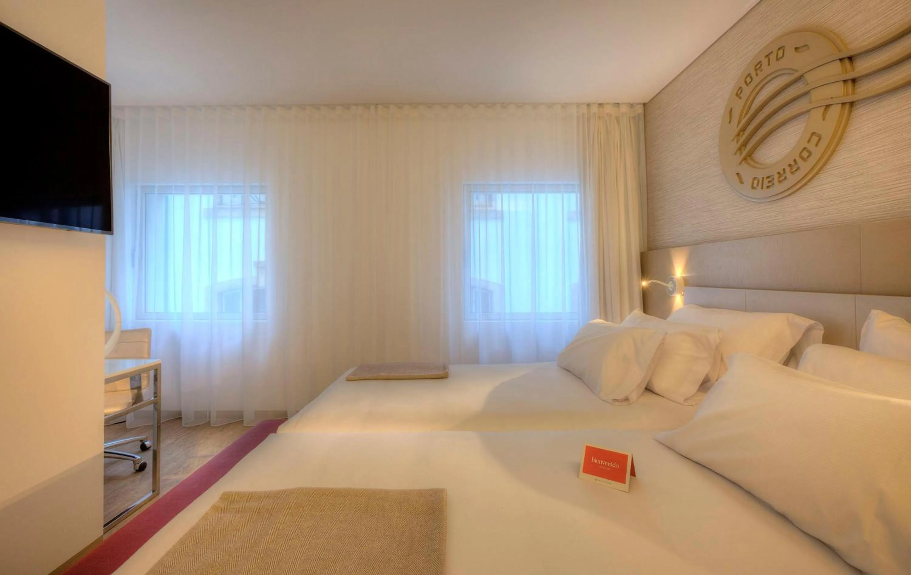 Bedroom, Bed in NH Collection Porto Batalha