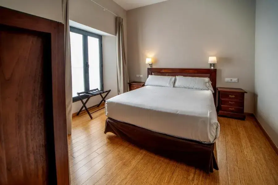 Bed in Hotel Simon Bed in Hotel Simon