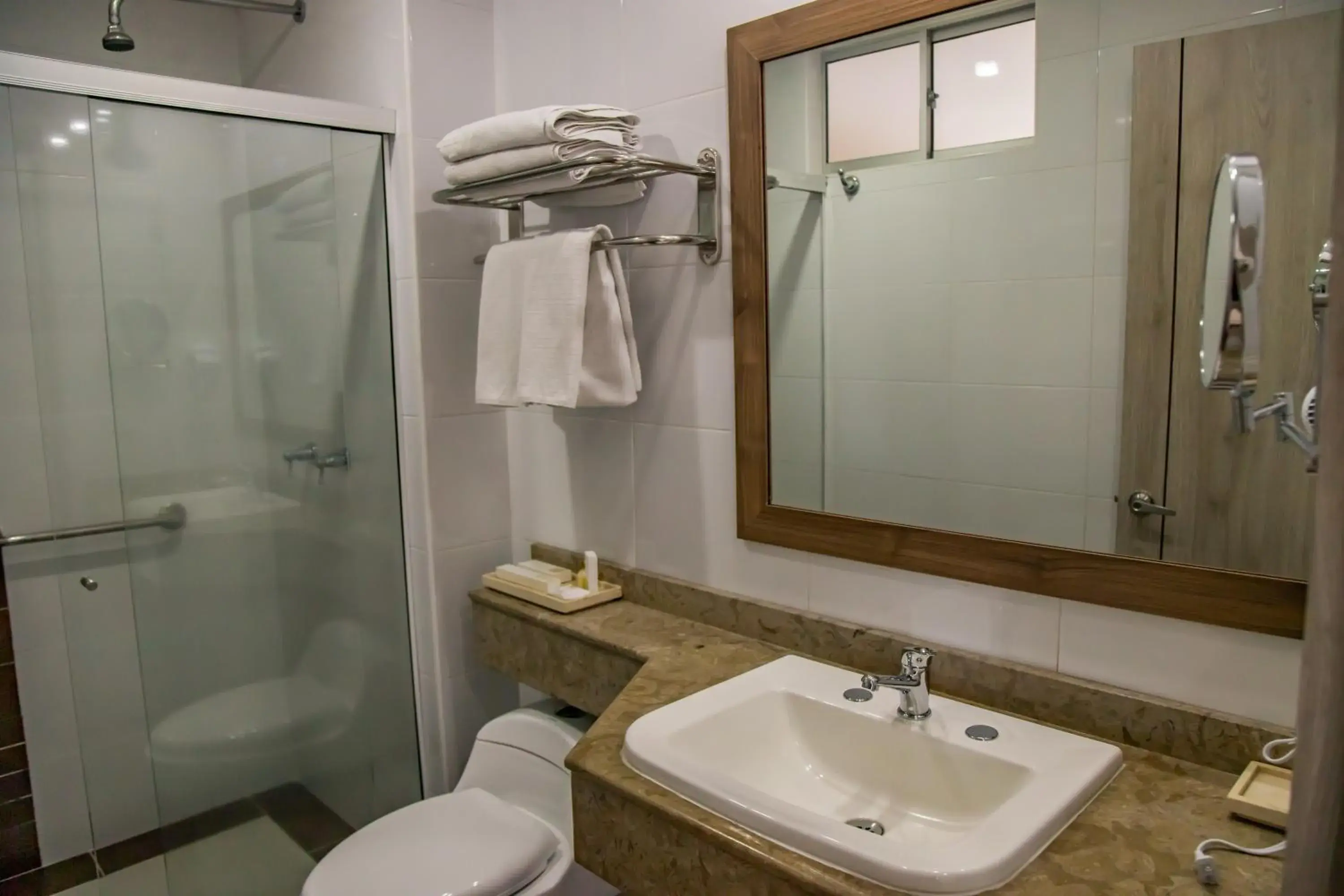 Junior Suite in Hotel GPS Chipichape Cali Junior Suite in Hotel GPS Chipichape Cali