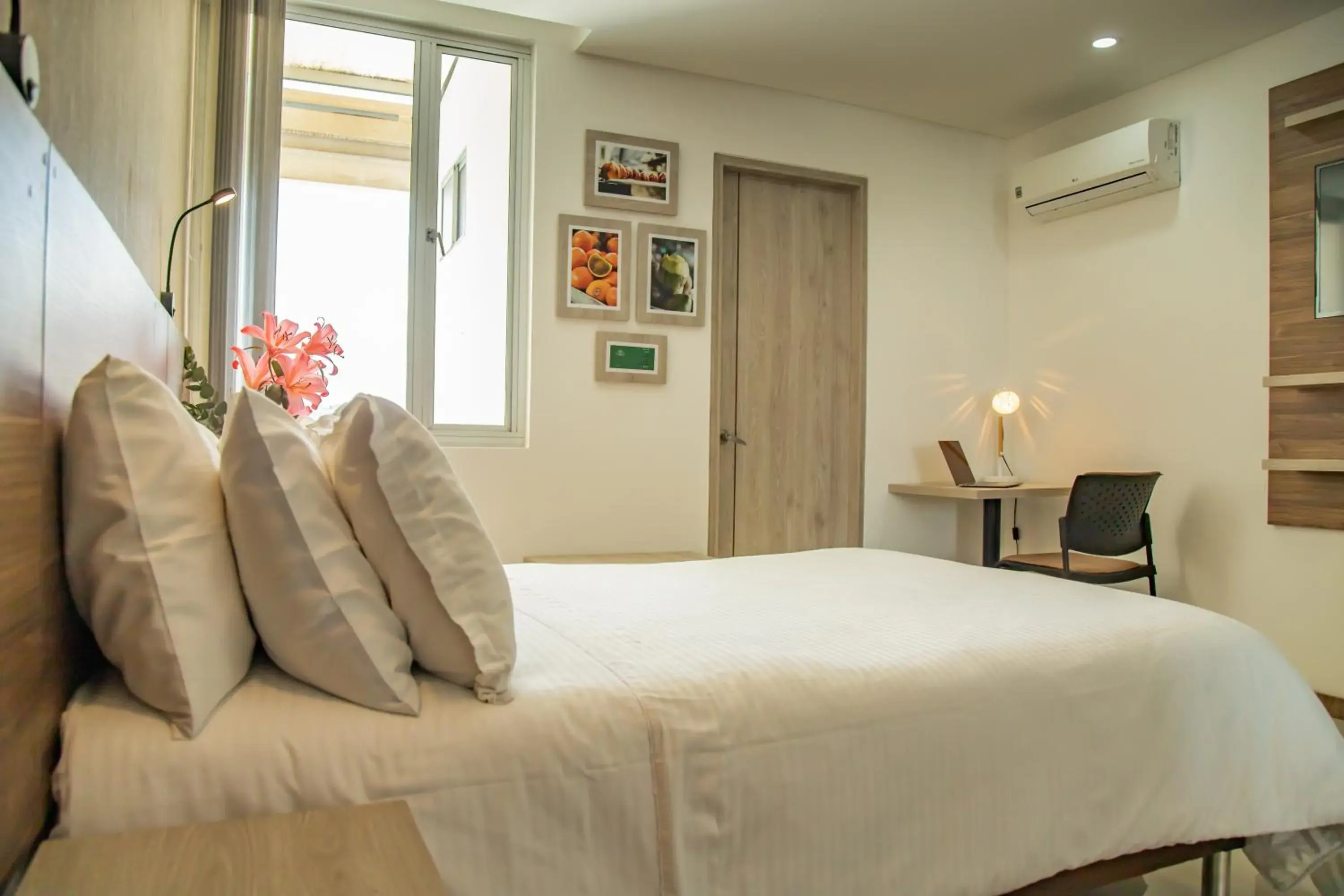 Bedroom, Bed in Hotel Estancia Chipichape Cali Bedroom, Bed in Hotel Estancia Chipichape Cali