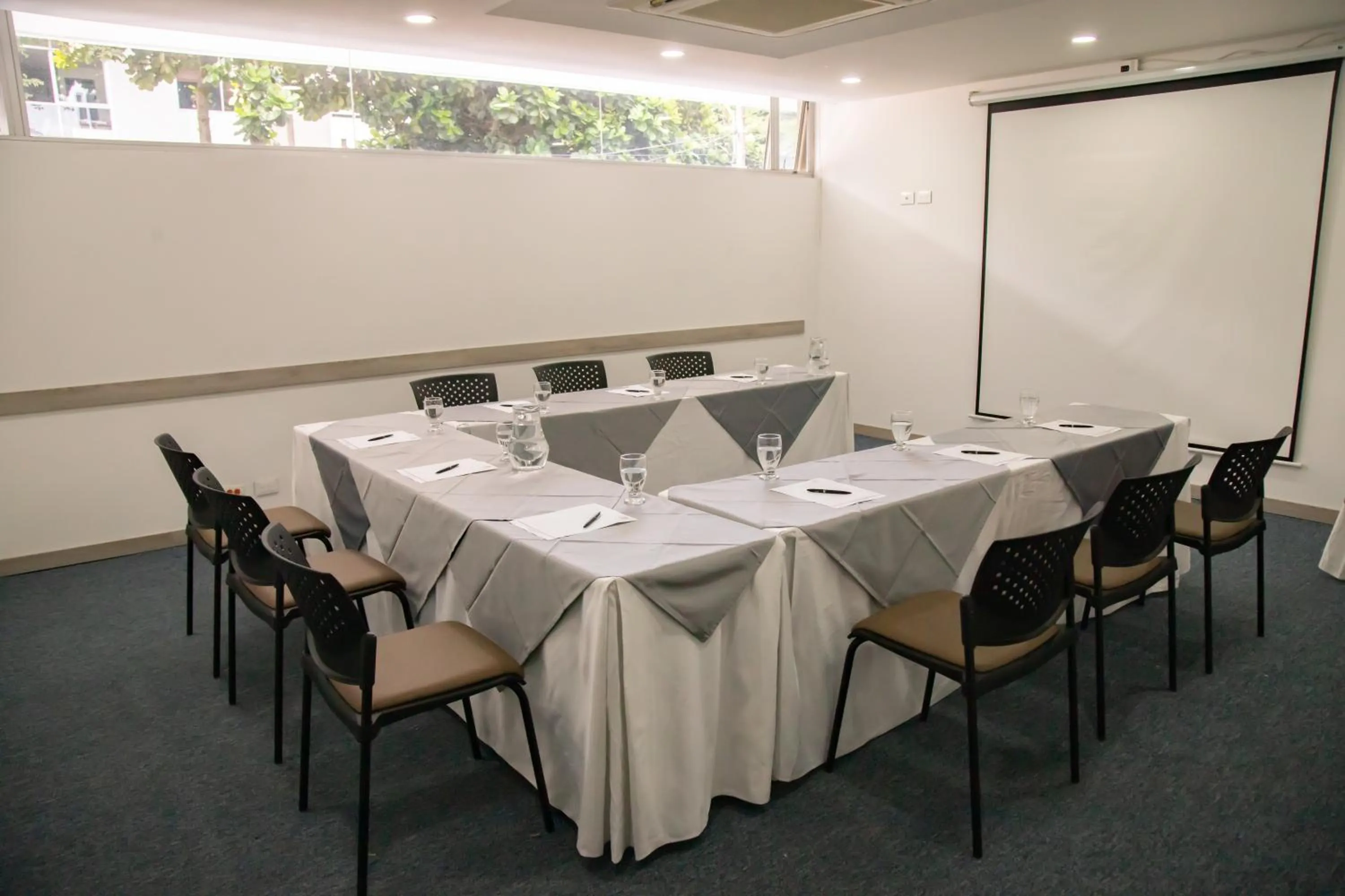 Meeting/conference room in Hotel Estancia Chipichape Cali