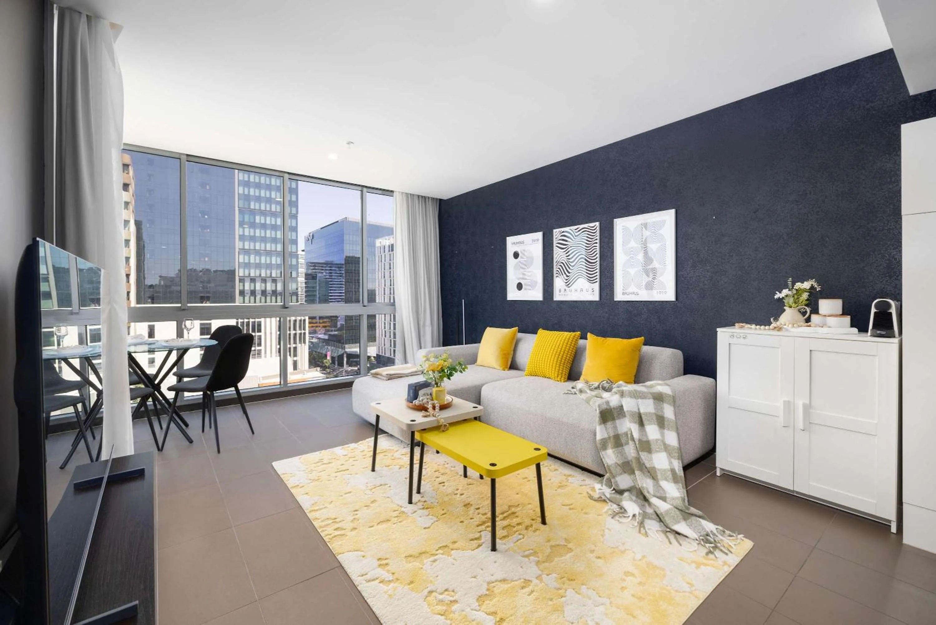 Elegant 2BR Haven in the Trendy Fortitude Valley