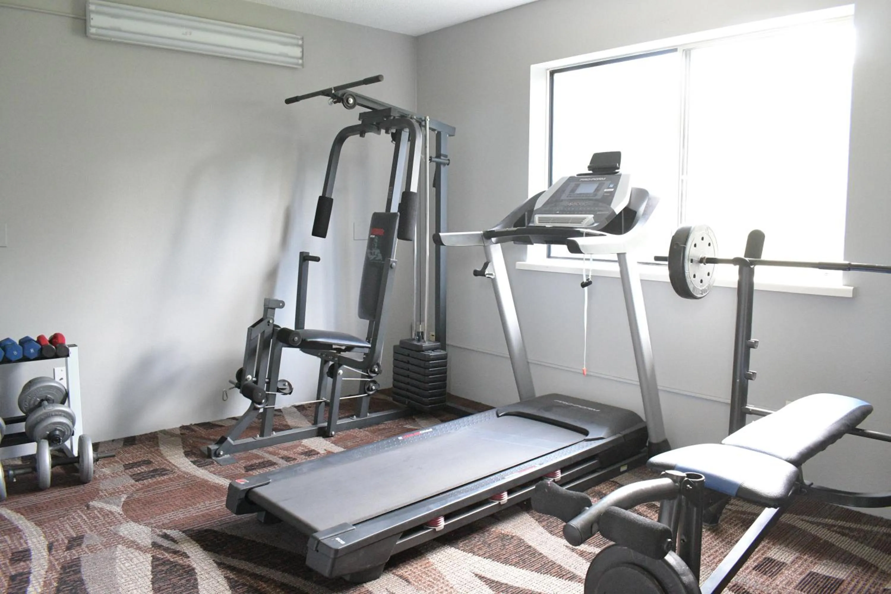 Fitness centre/facilities in Adams Inn and Suites