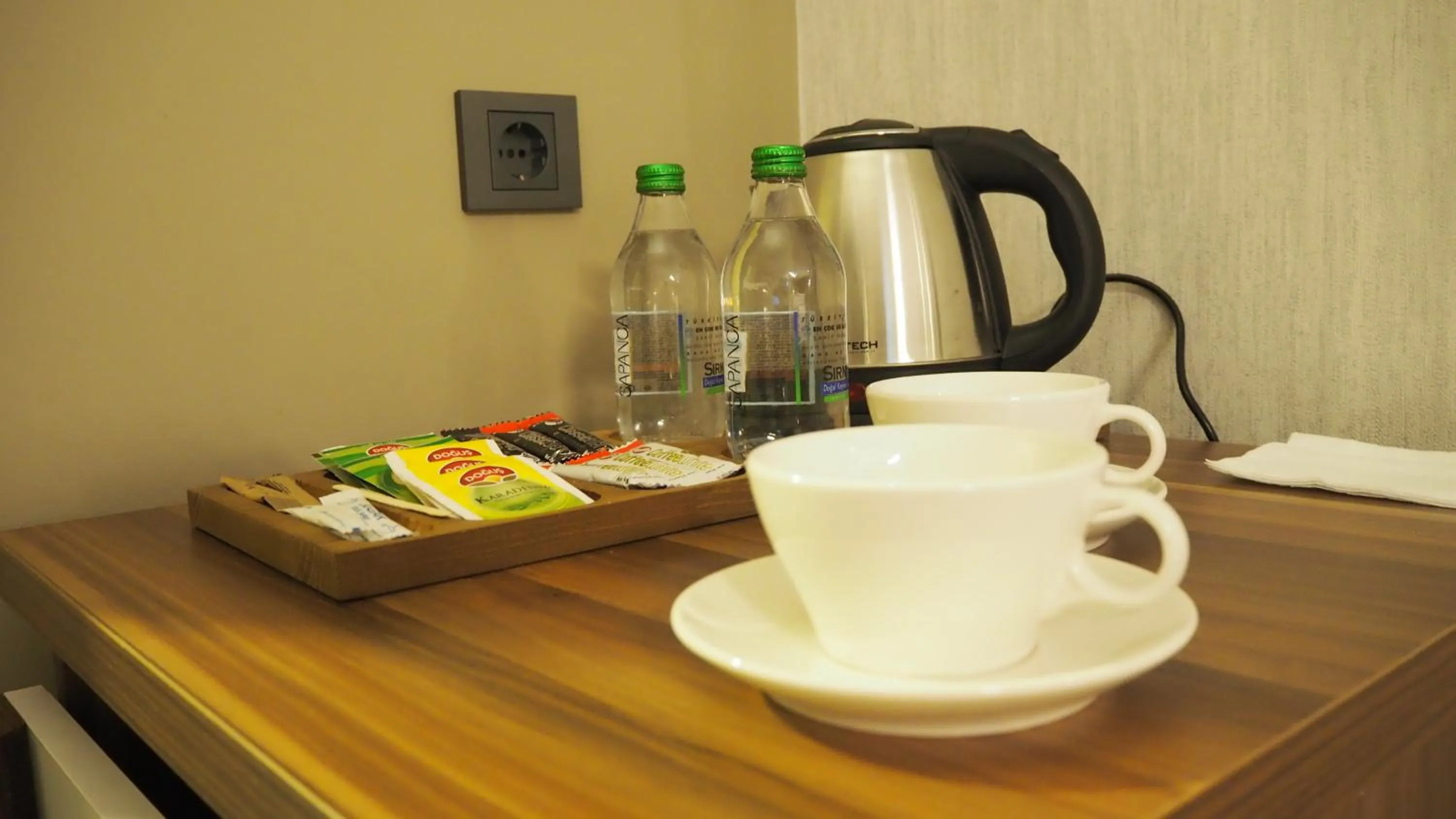 Coffee/tea facilities in Pereira Samsun