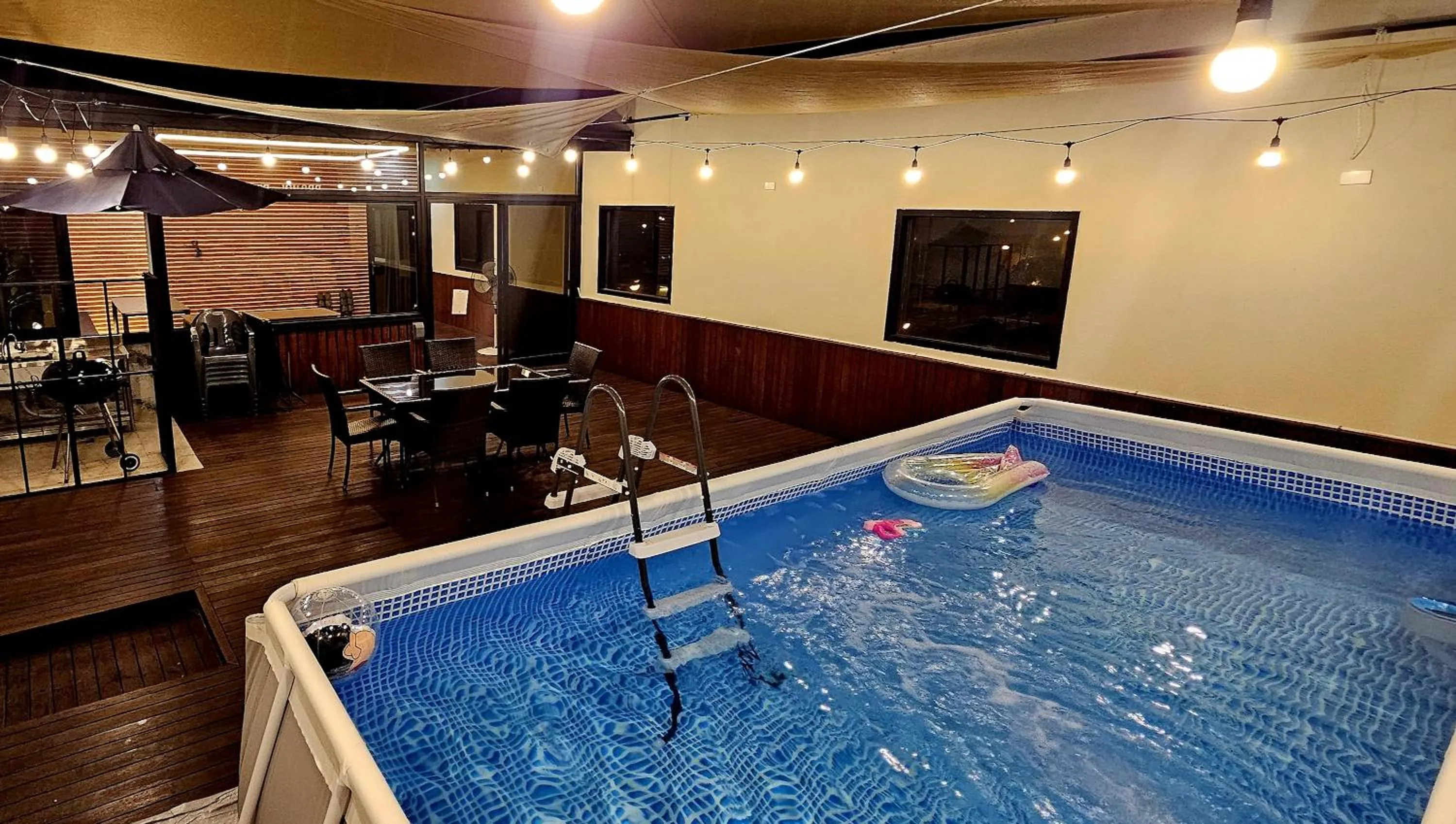 Swimming pool in Mokpo Brown Dot Hotel Namak