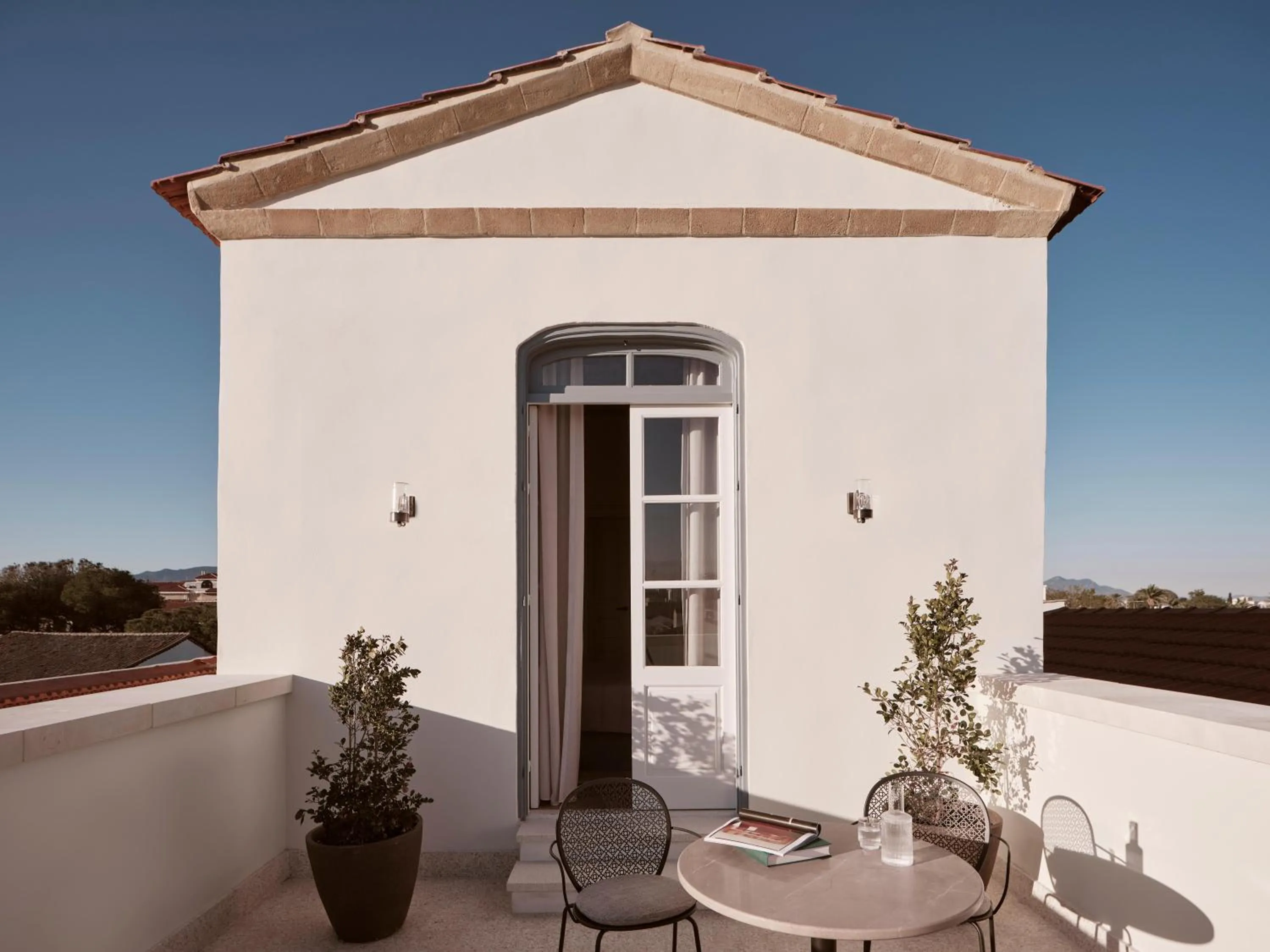 Photo of the whole room in Amyth of Nicosia