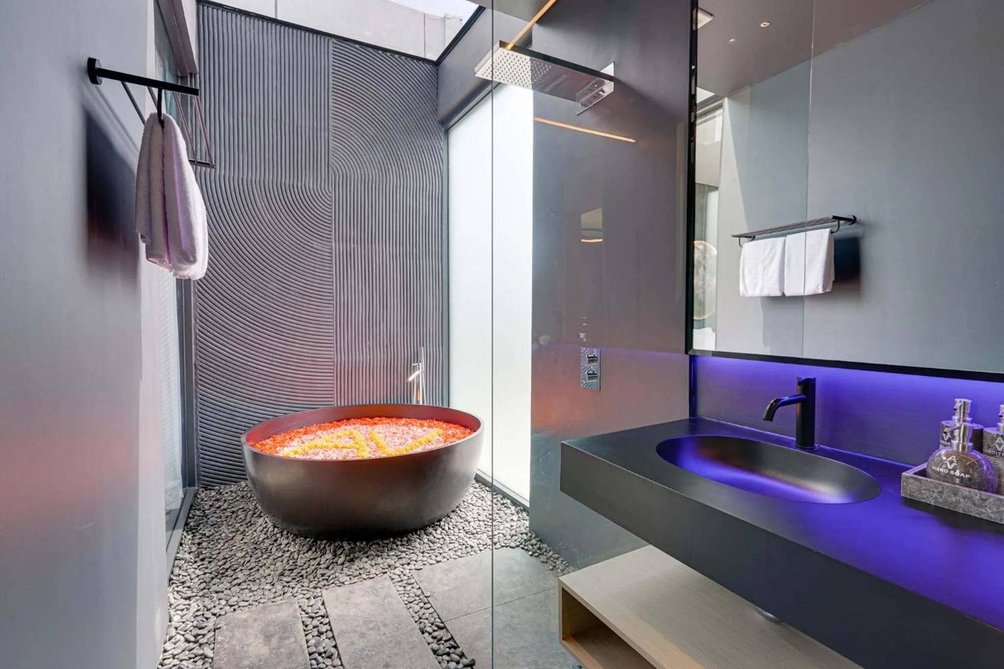 Bathroom in Alex Villas Complex N5