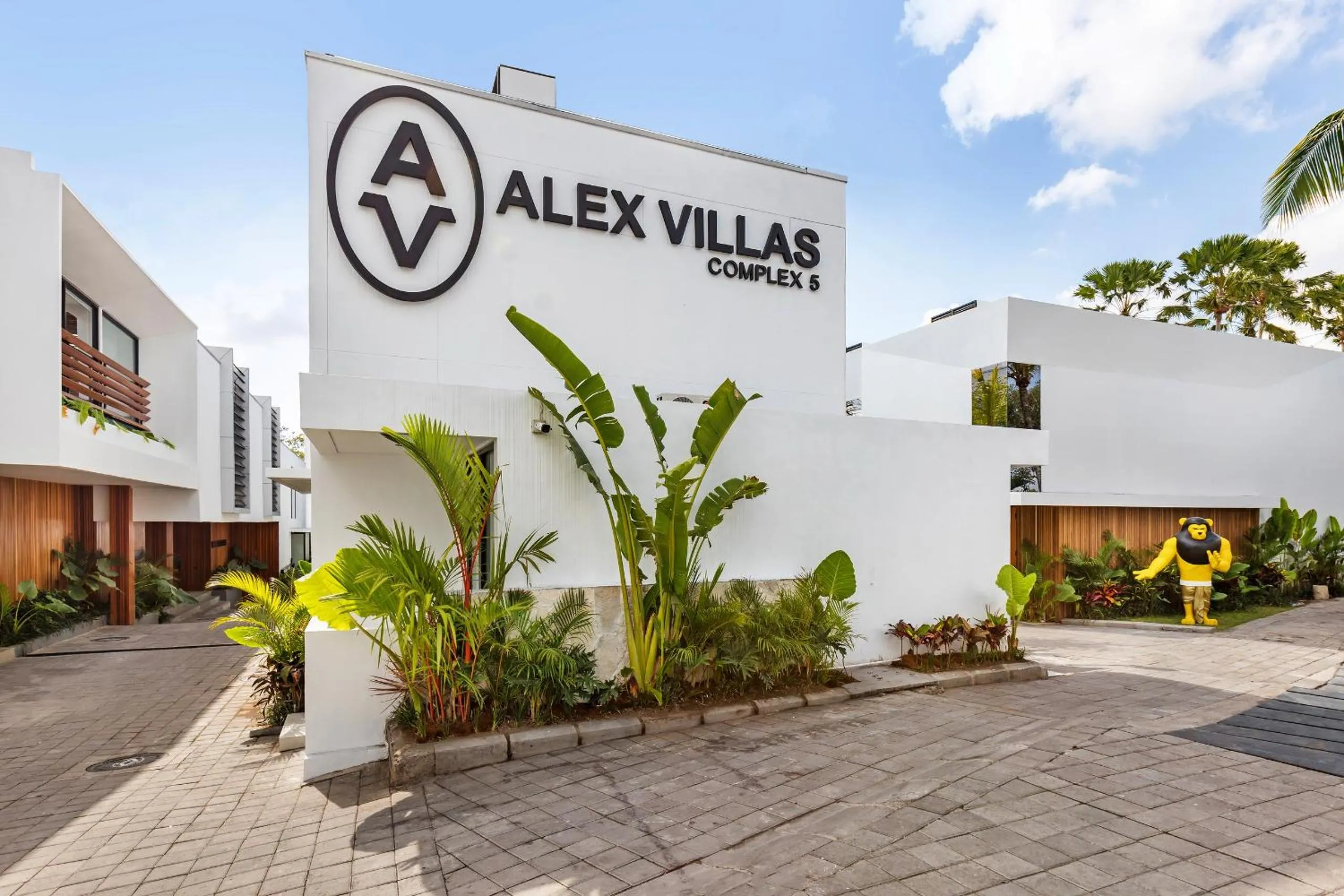 Property building in Alex Villas Complex N5