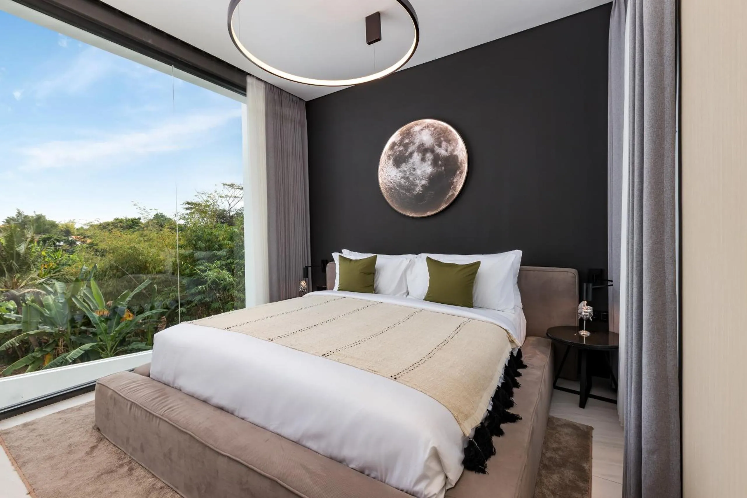 Bed in Alex Villas Complex N5