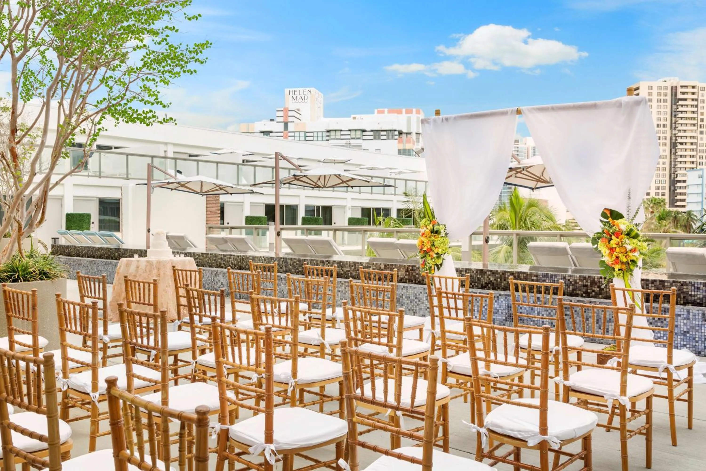 Patio in The Gates Hotel South Beach