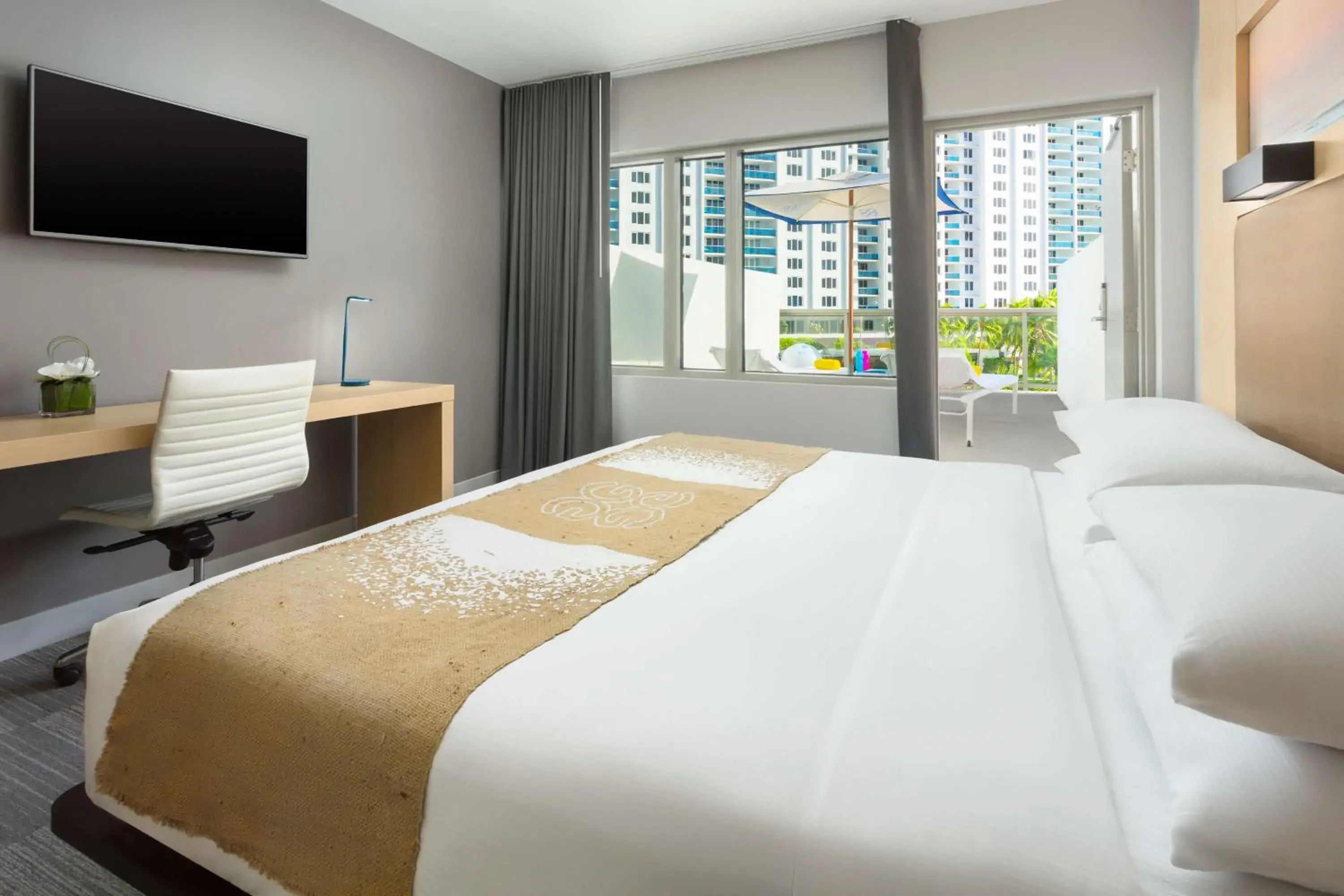 1 KING BED TERRACE POOL VIEW in The Gates Hotel South Beach 1 KING BED TERRACE POOL VIEW in The Gates Hotel South Beach