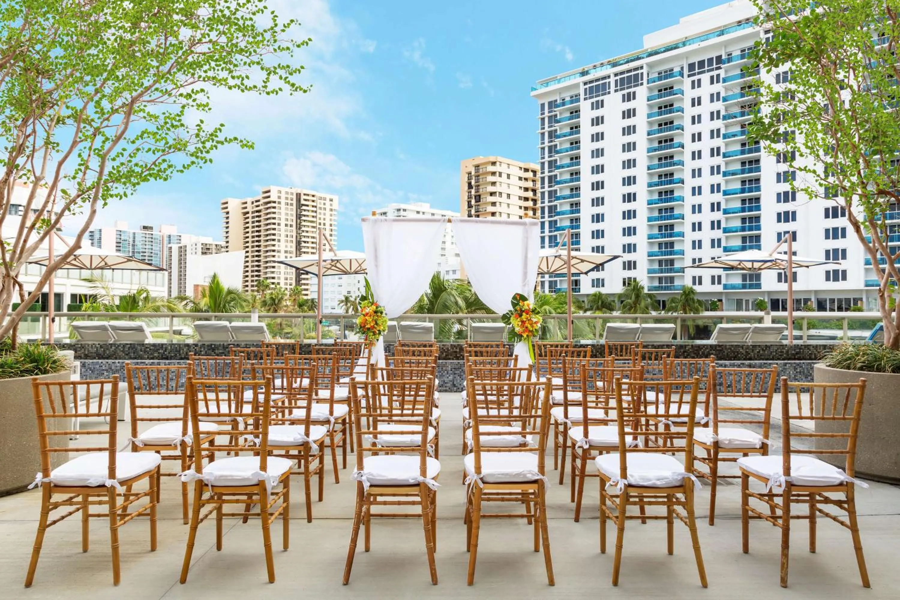 Patio in The Gates Hotel South Beach