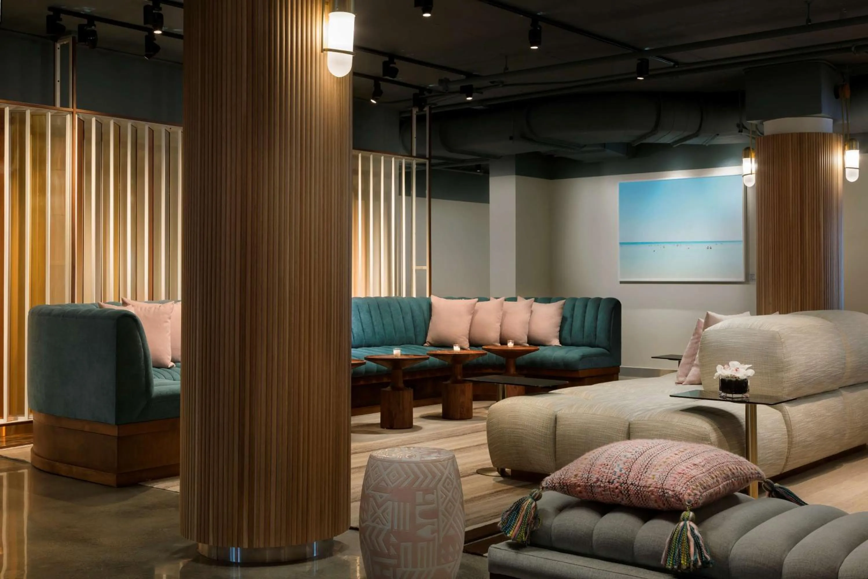 Lobby or reception in The Gates Hotel South Beach