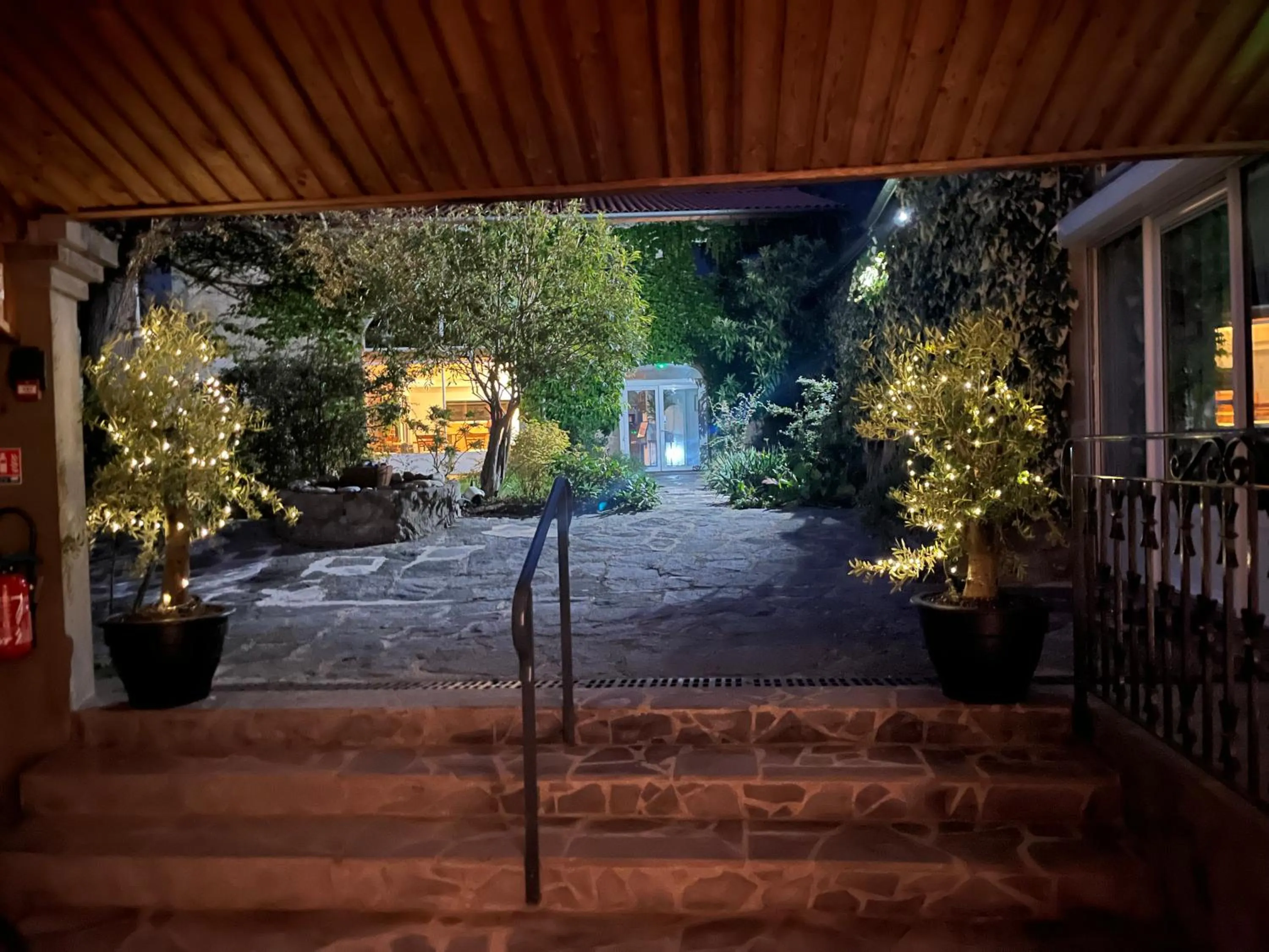 Night in la Cour Carrée