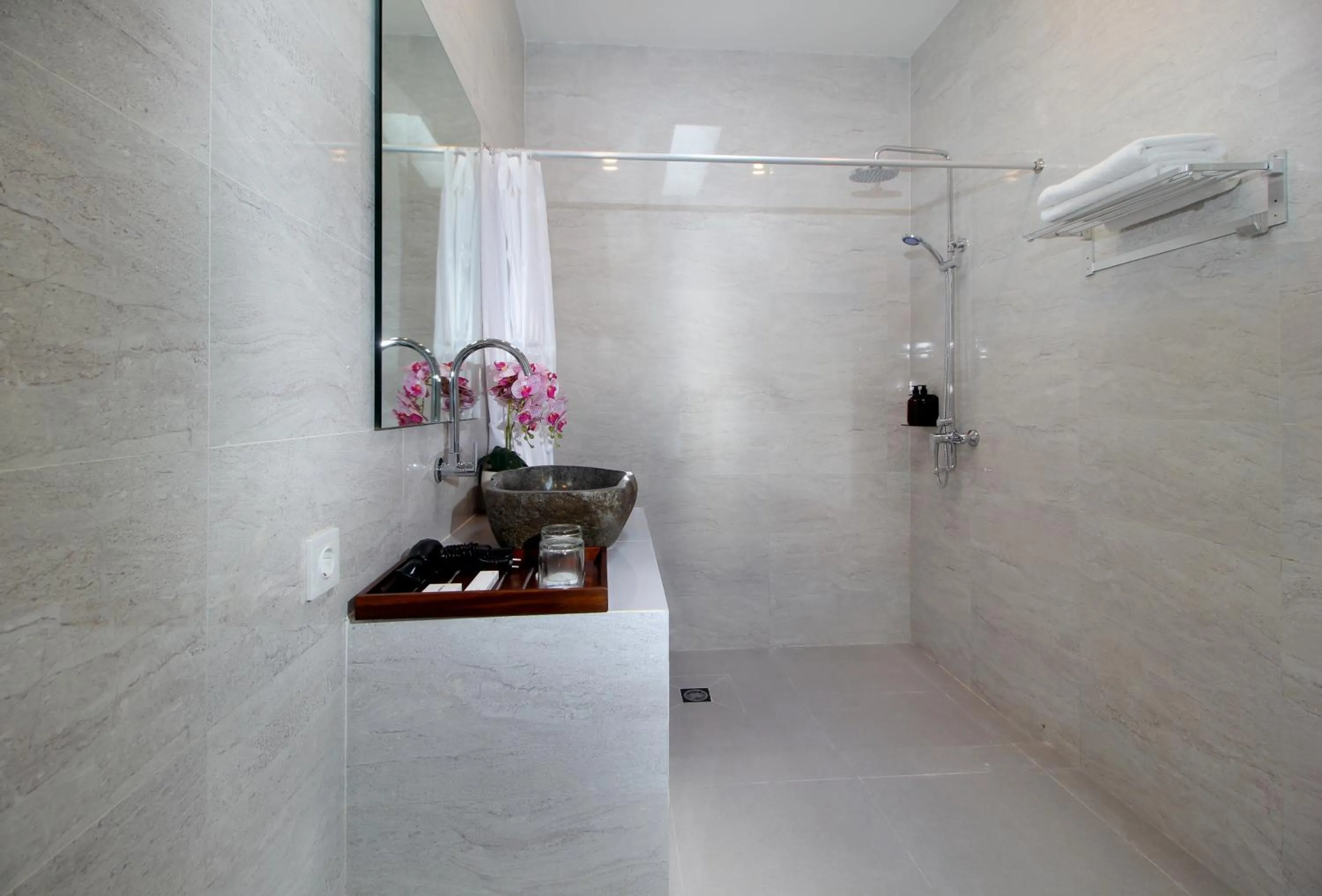 Shower in Bougainvillea Villa Seminyak by Parigata