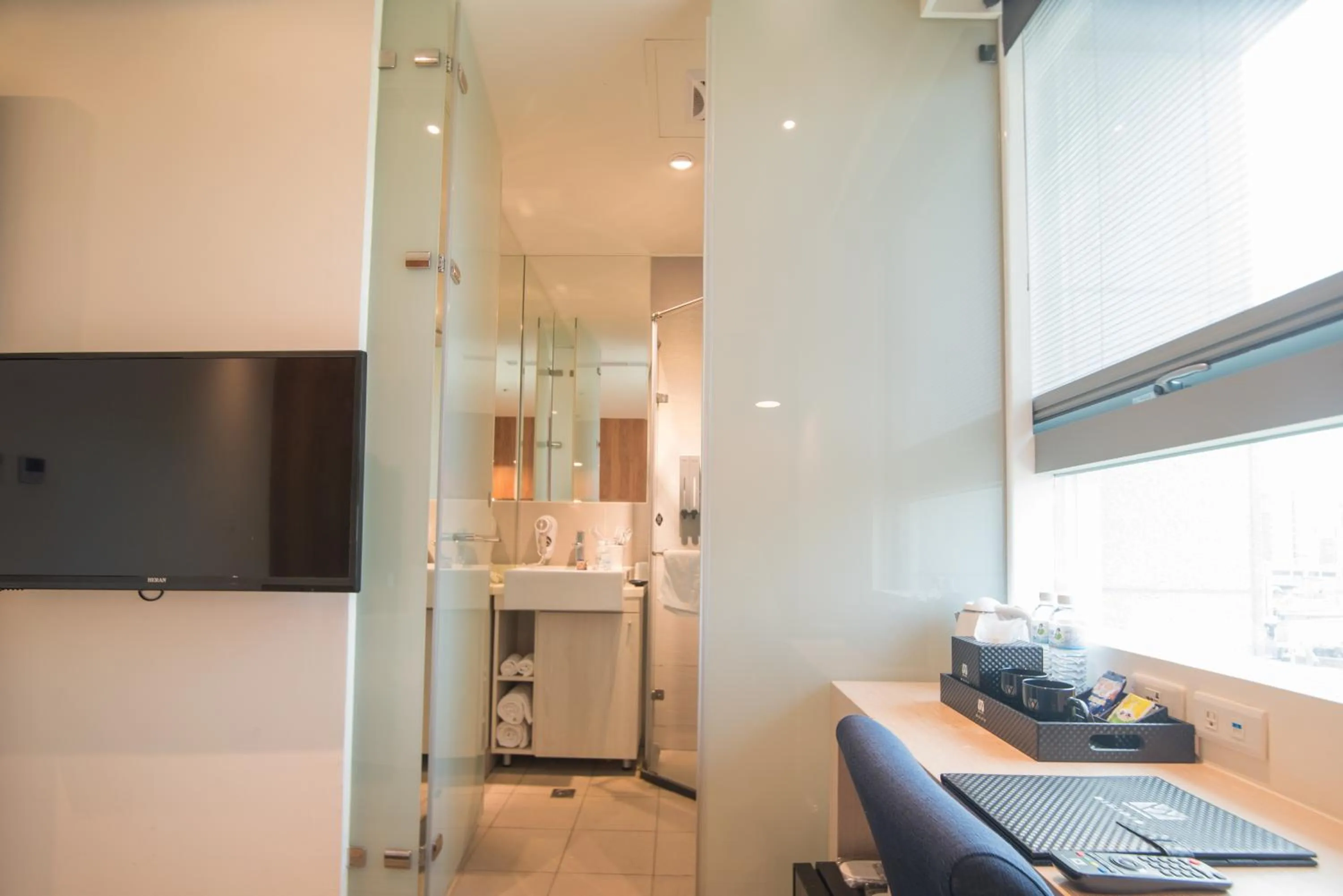 Shower in Merryday Hotel Banqiao