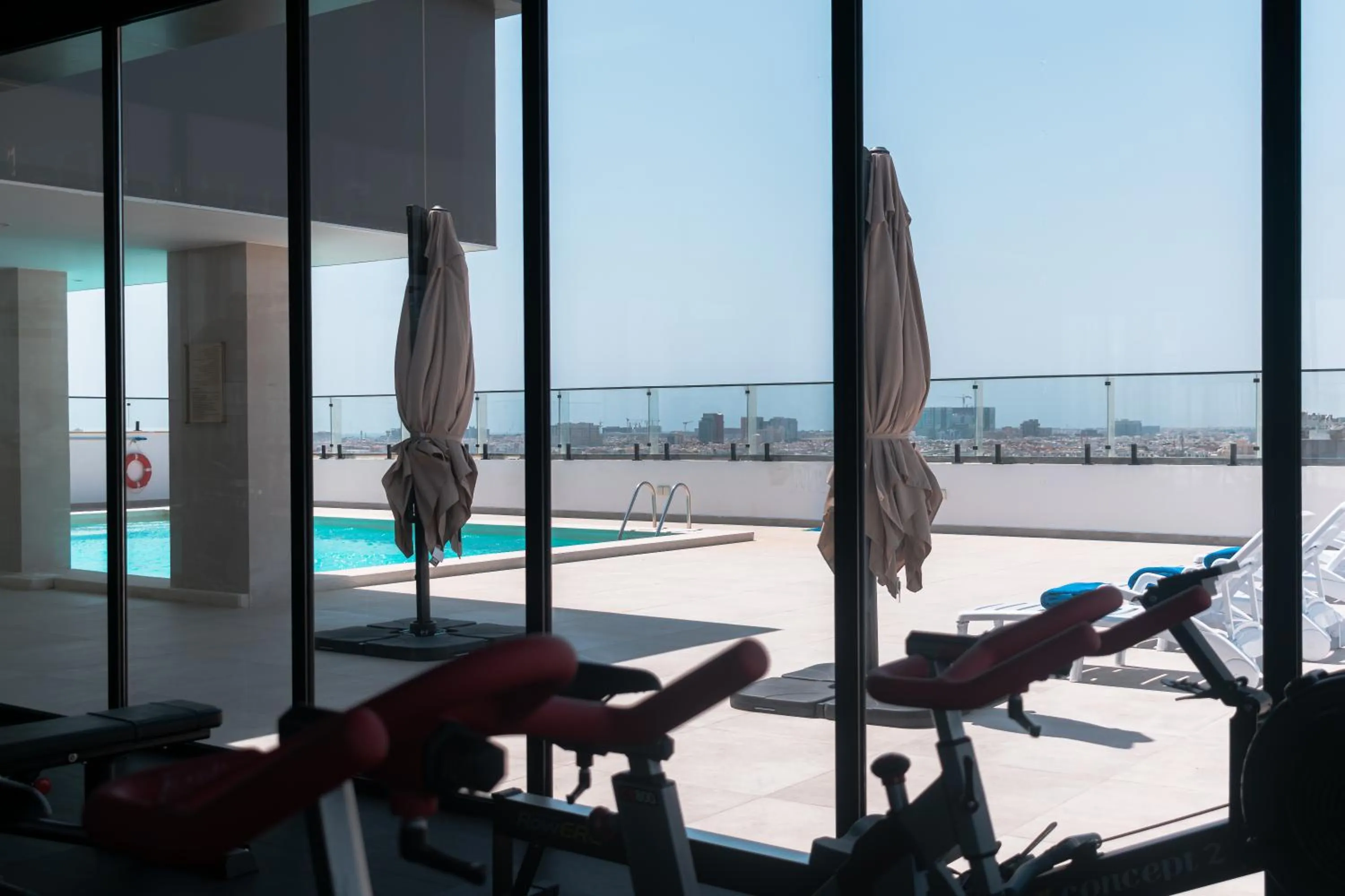 Swimming pool in Best Western Plus Jeddah Hotel Madinah Road