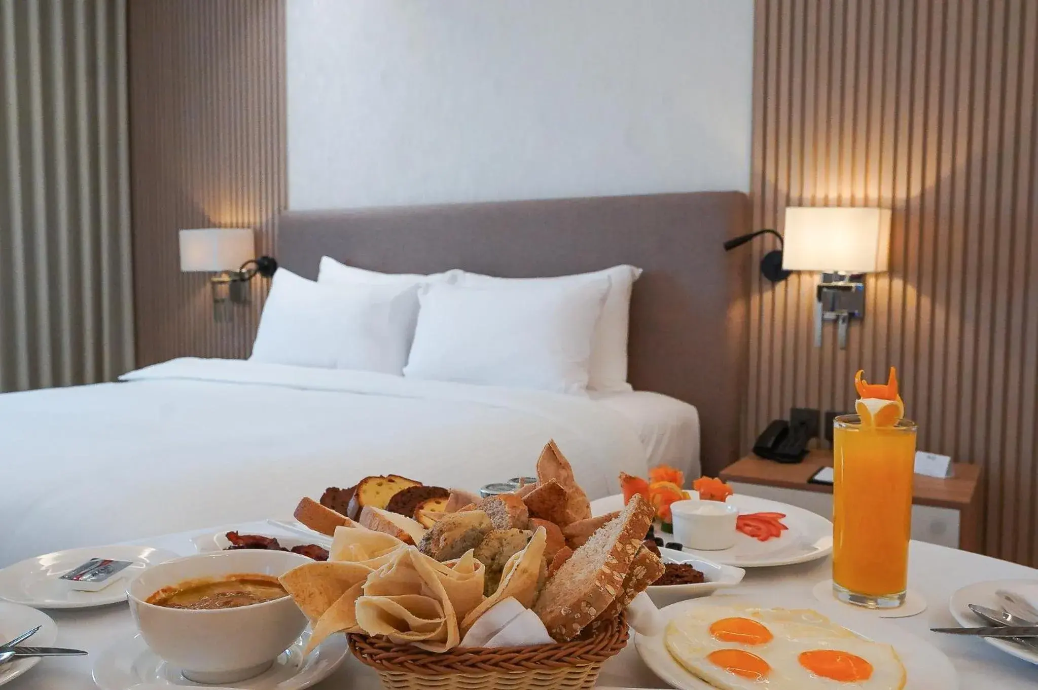 Breakfast, Bed in Best Western Plus Jeddah Hotel Madinah Road Breakfast, Bed in Best Western Plus Jeddah Hotel Madinah Road
