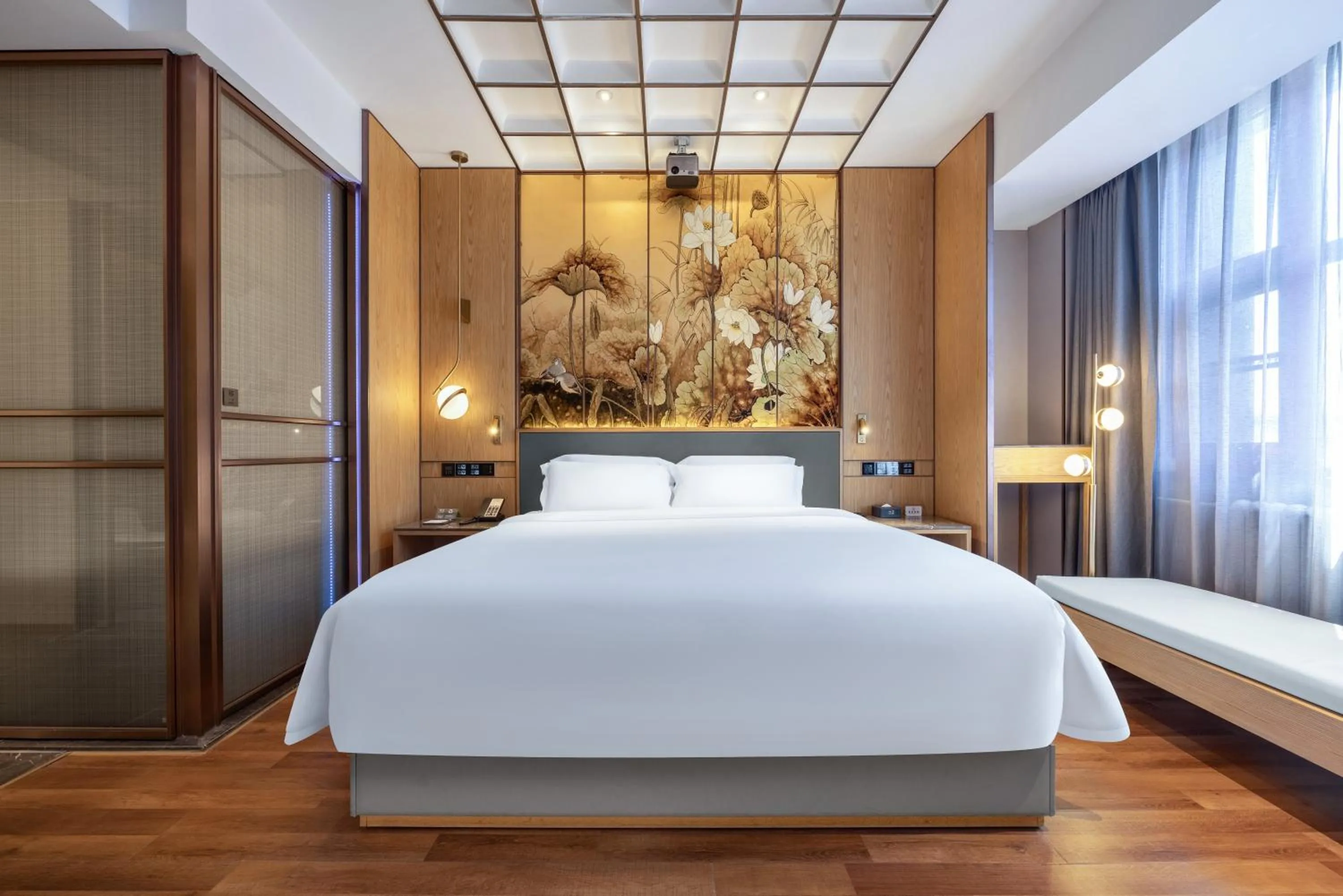 Property logo or sign, Bed in Jingli Hotel - Beijing New National Exhibition Capital Airport