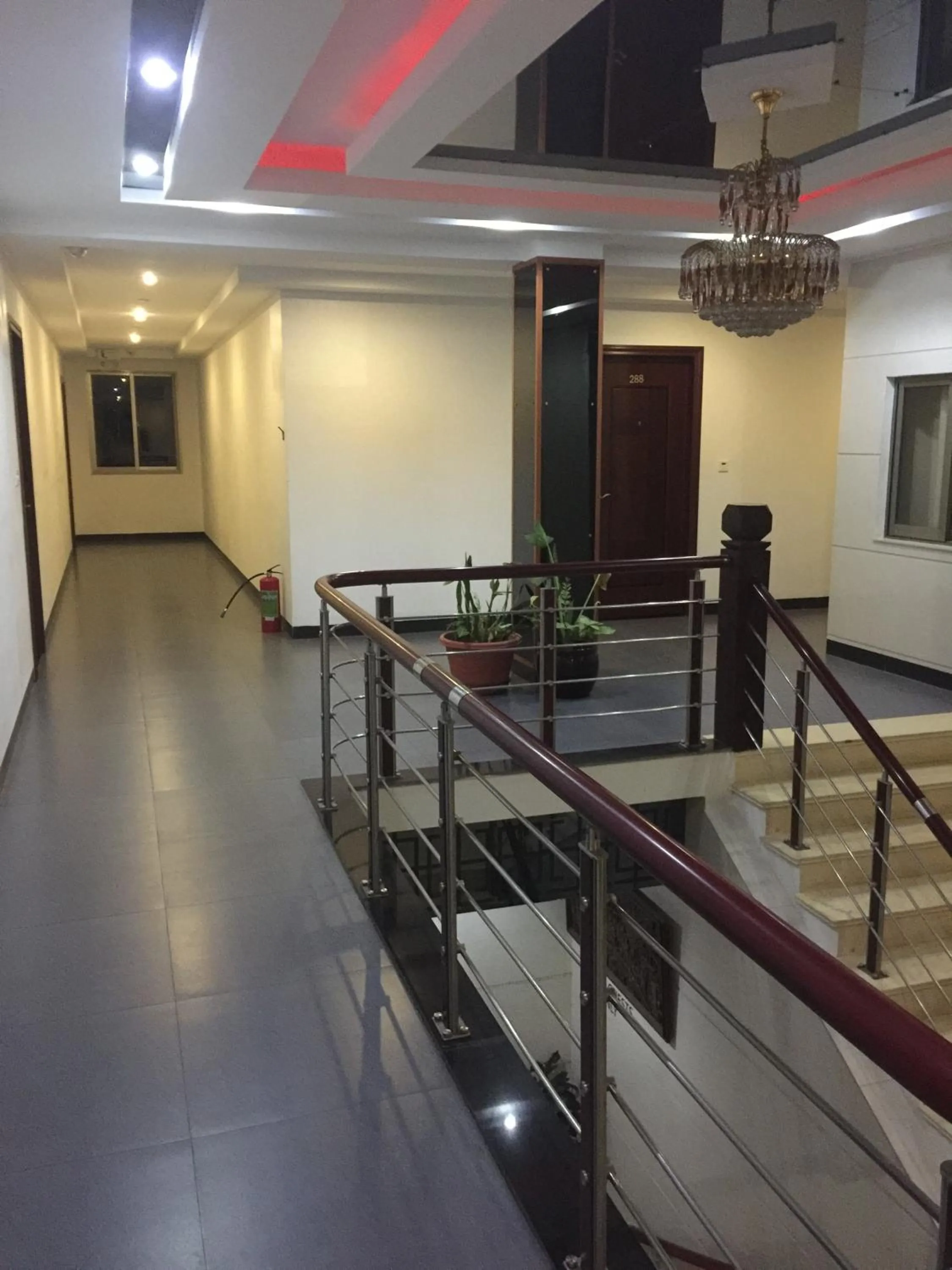 Area and facilities in Emerald Hotel & Restaurant