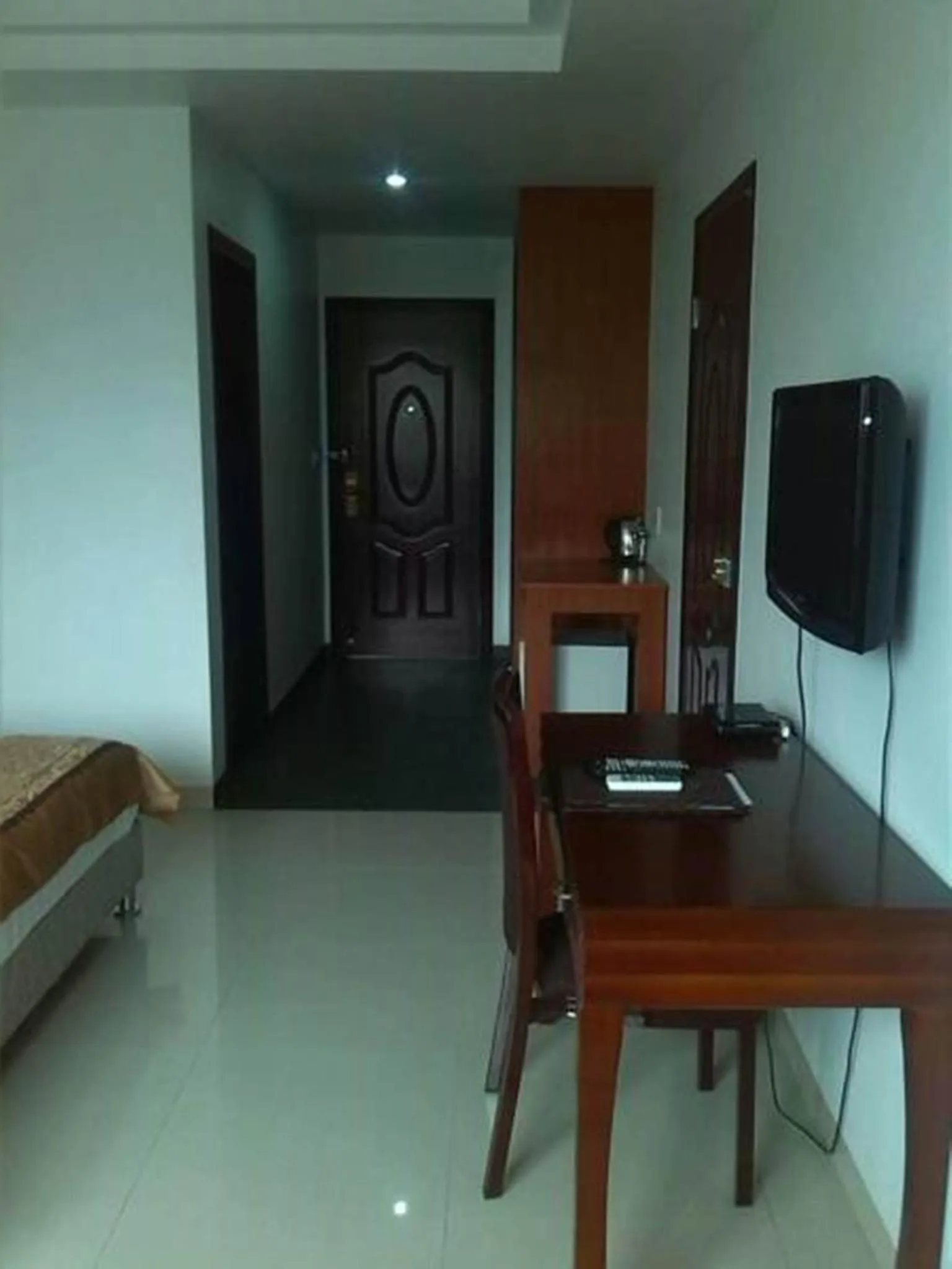 Bedroom in Emerald Hotel & Restaurant