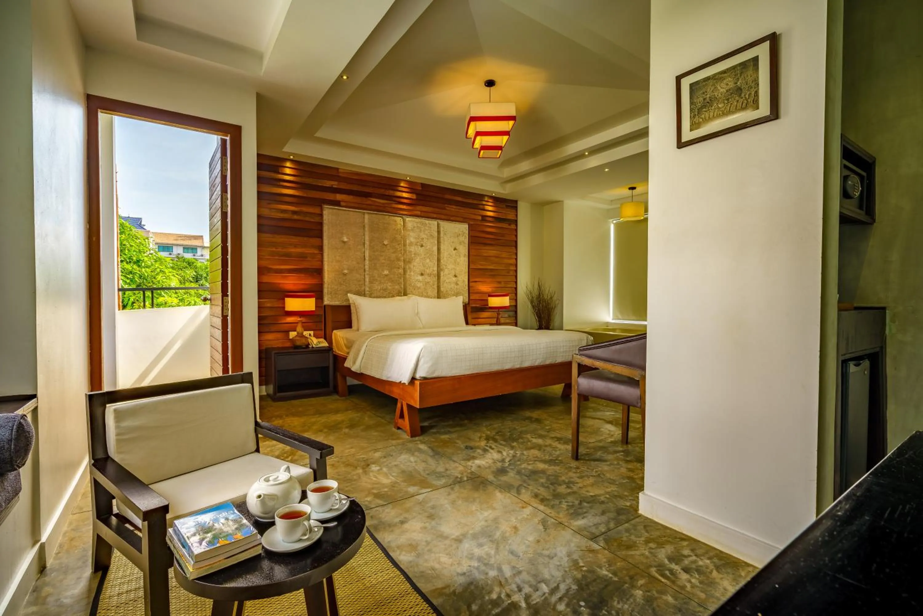 Bed, Room Photo in Primefold Hotel