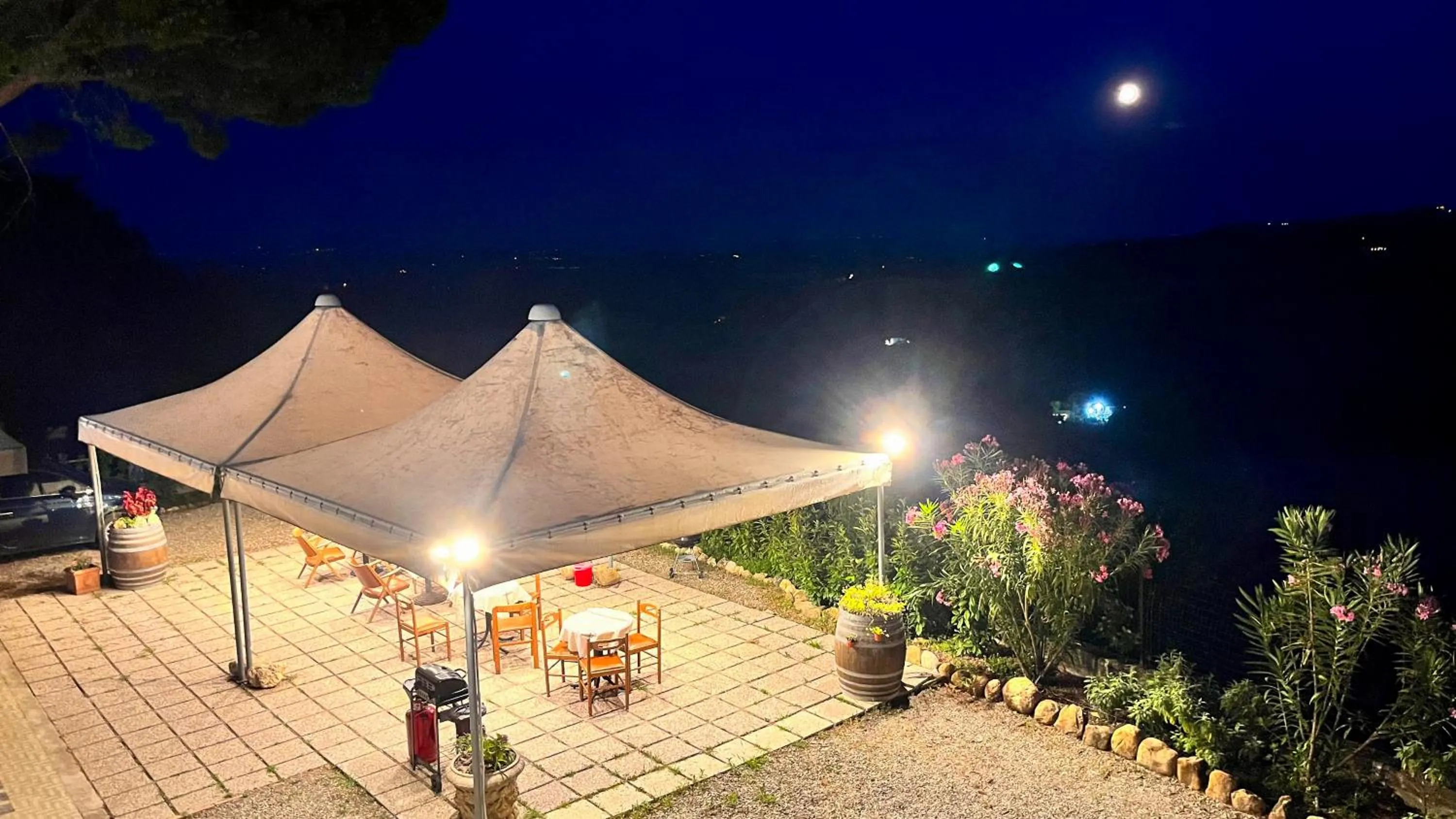 Night in Villa Marina