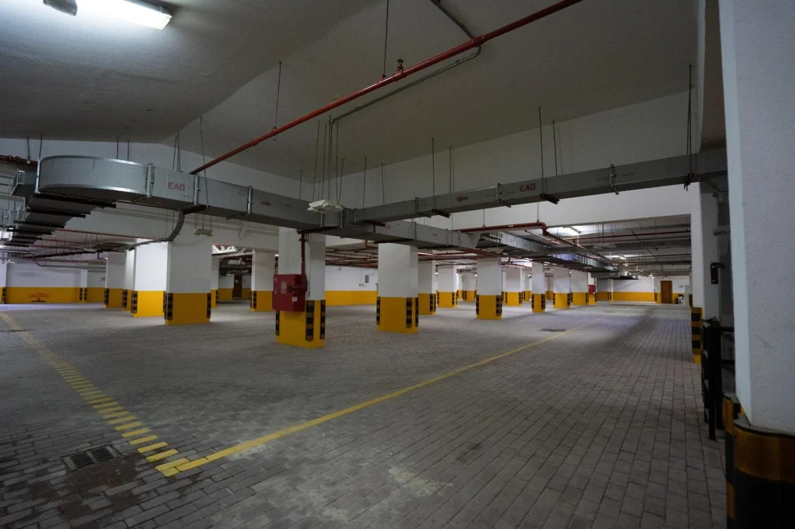 Parking in Al Liwan Residence