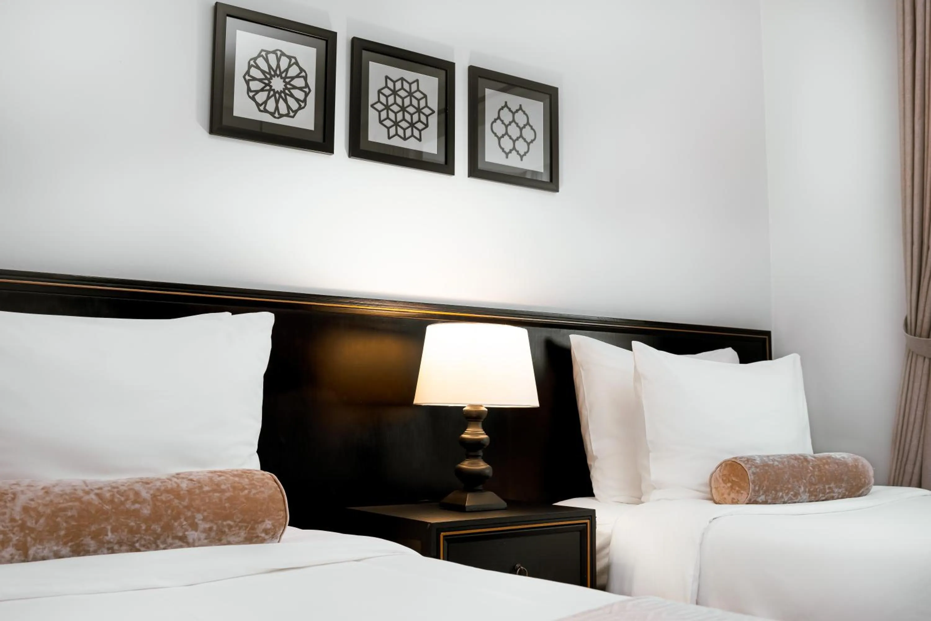 Bed in Sarai and Wander Resort