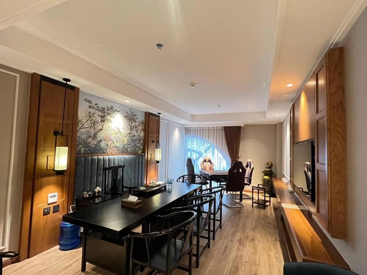 Entertainment in Royal Phoenix Hotel Bac Ninh