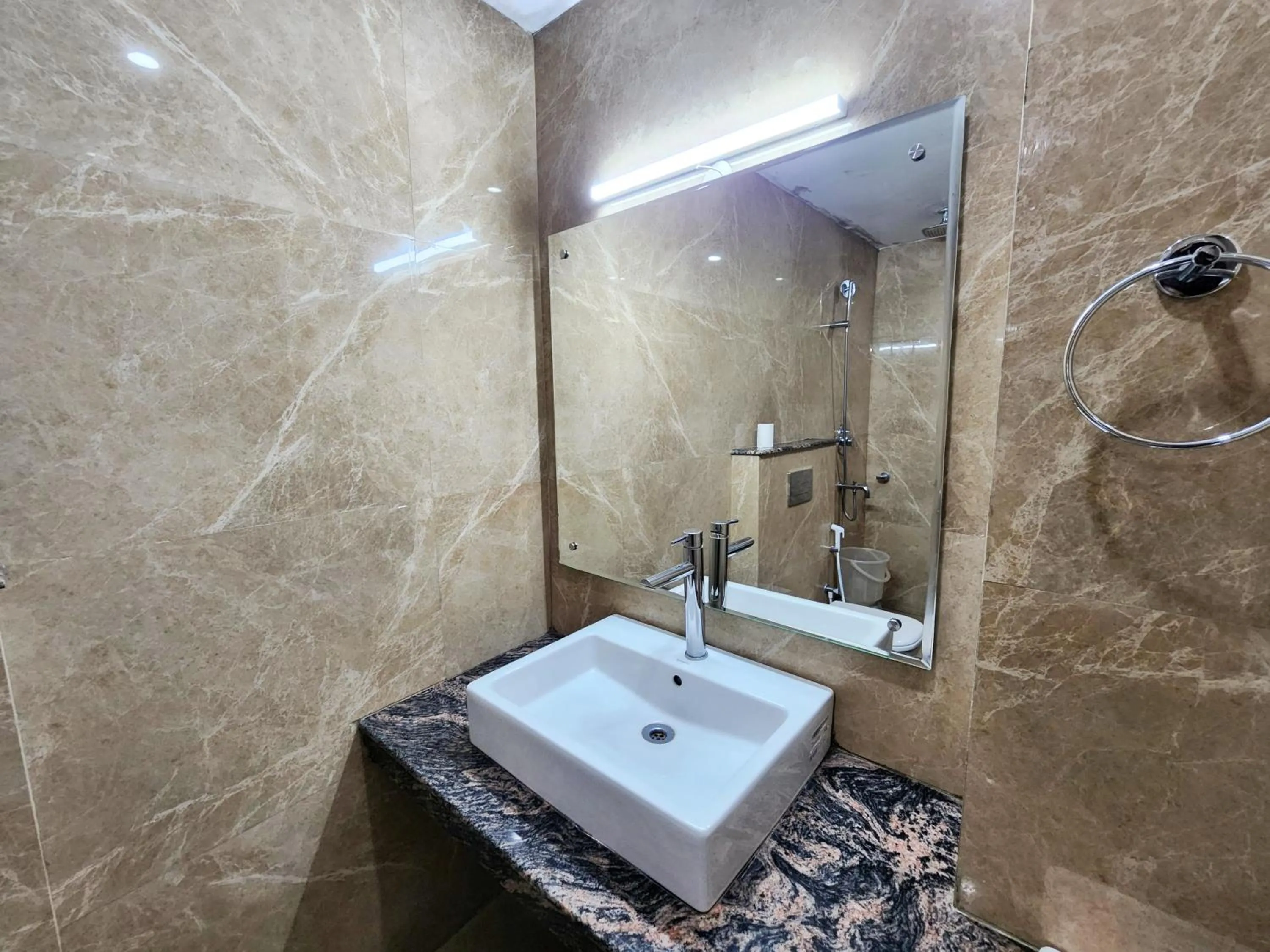 Bathroom in Hotel Surya Shimla