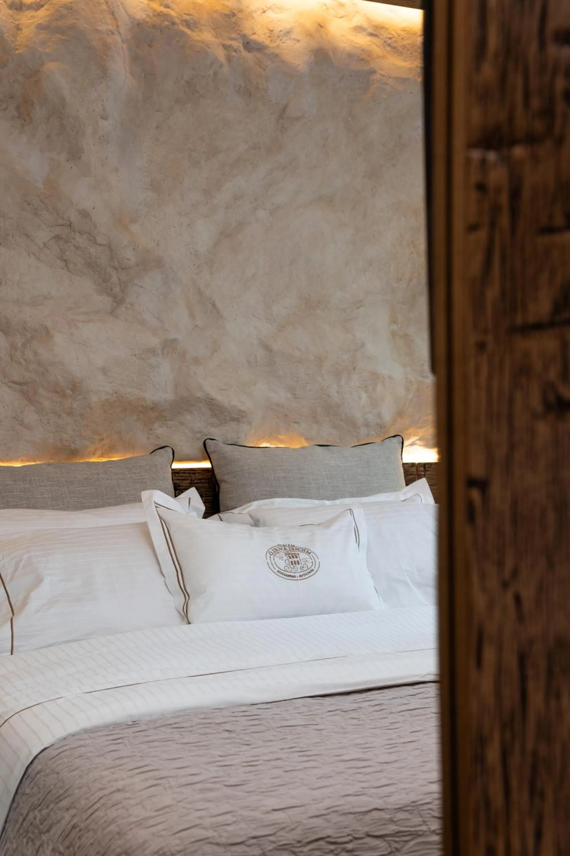 Bed in Maison Michelangelo