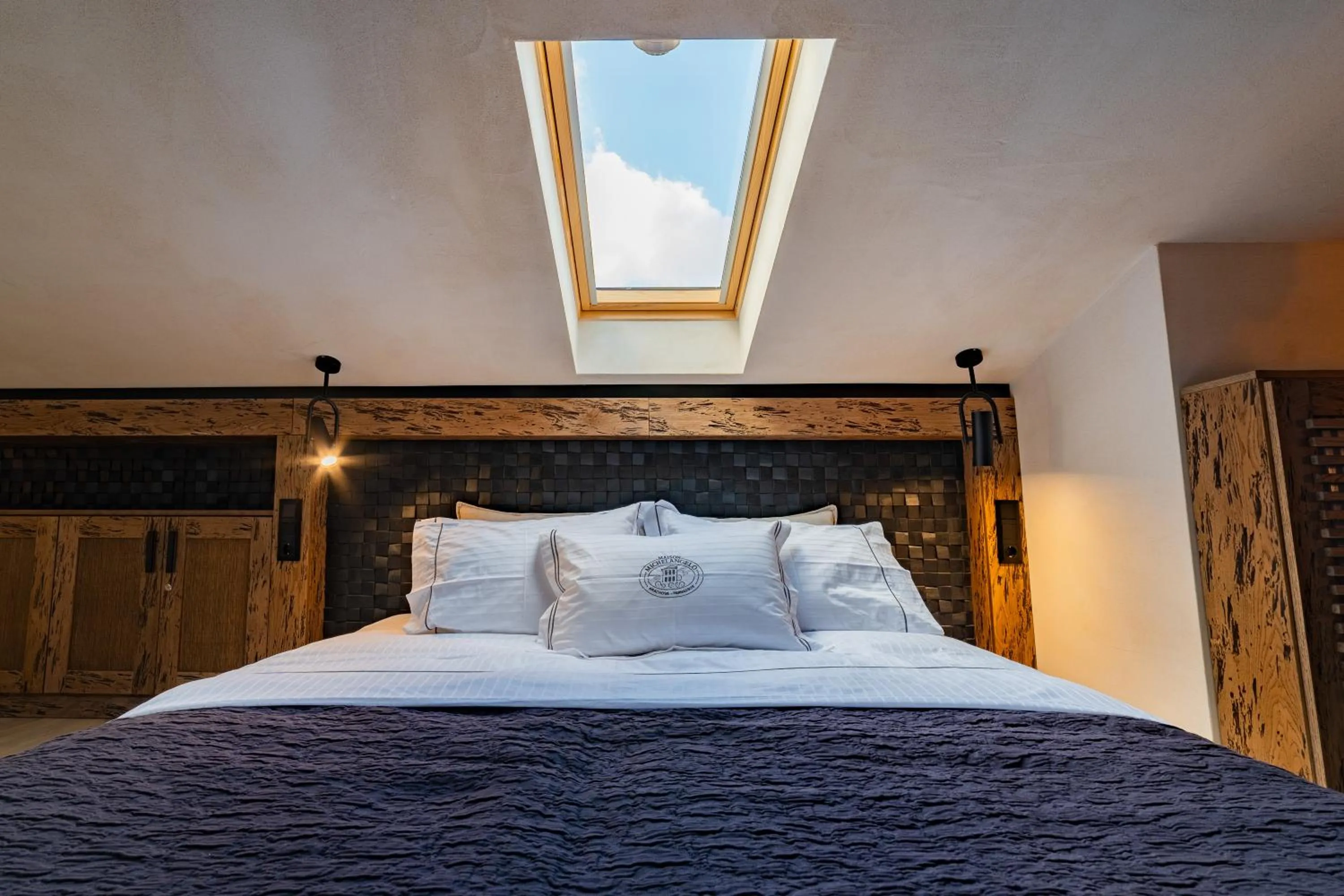 Bed in Maison Michelangelo