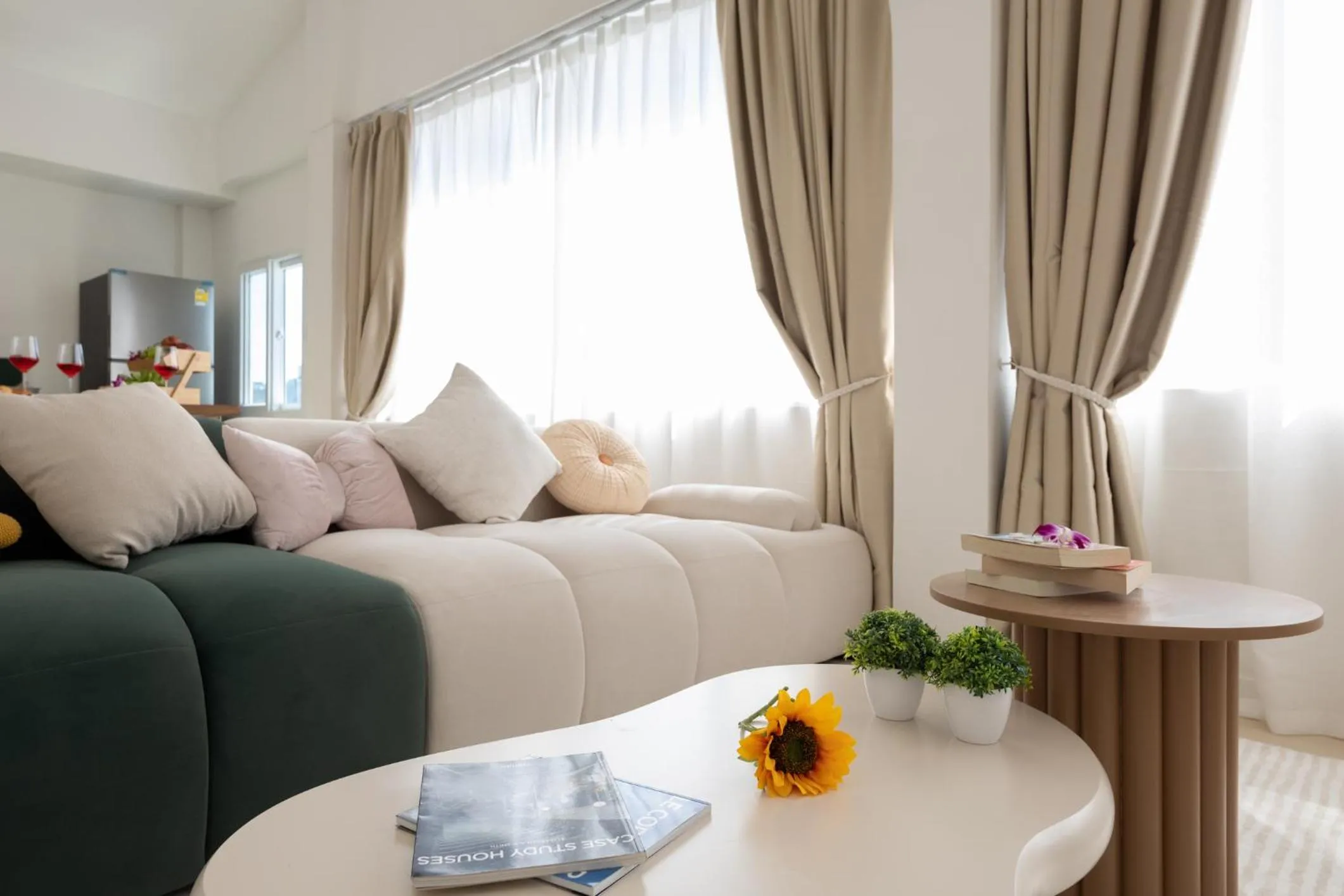 Ratchada Retreat Boutique Suites